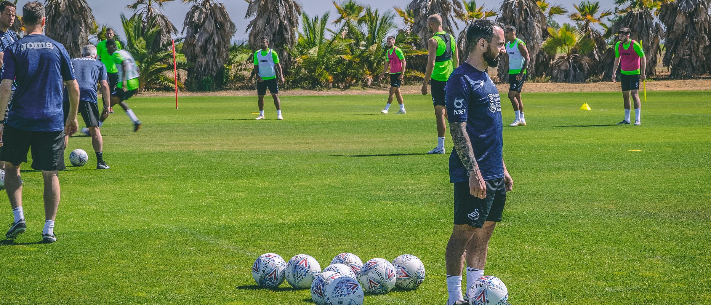 leon britton in spain 