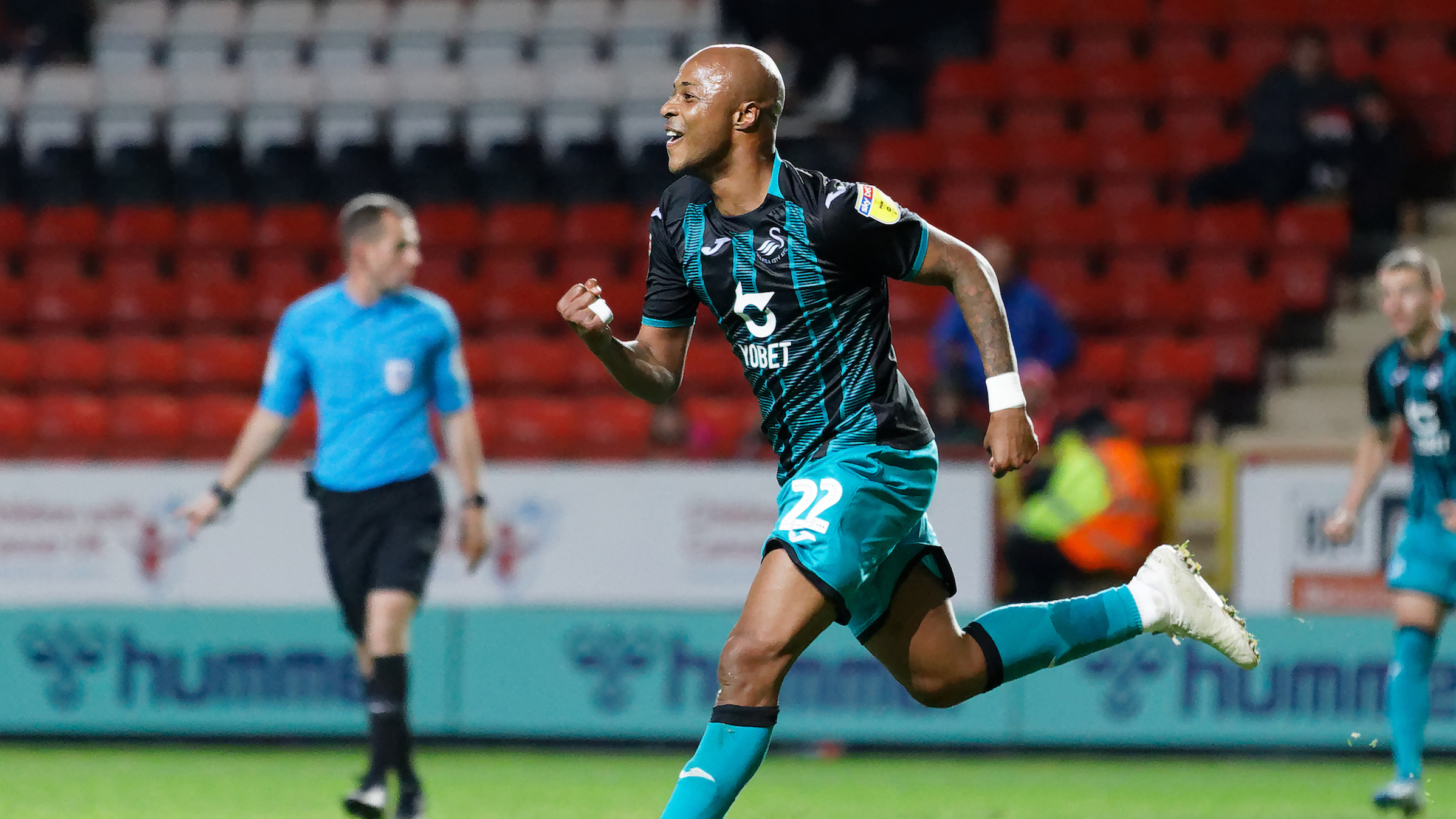 Charlton Andre Ayew cele