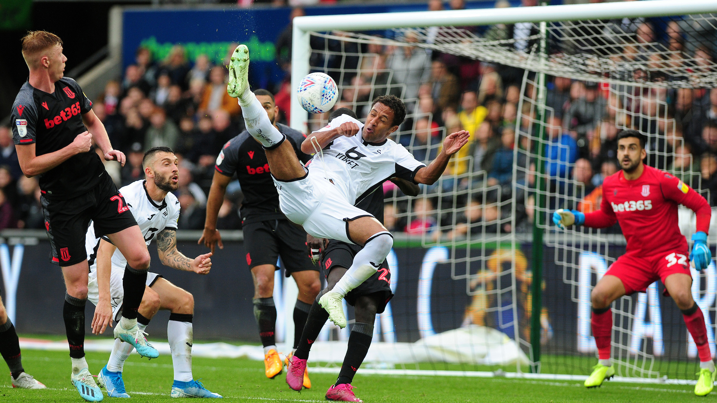 Wayne Routledge