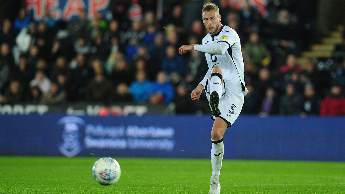 Mike van der Hoorn v Millwall