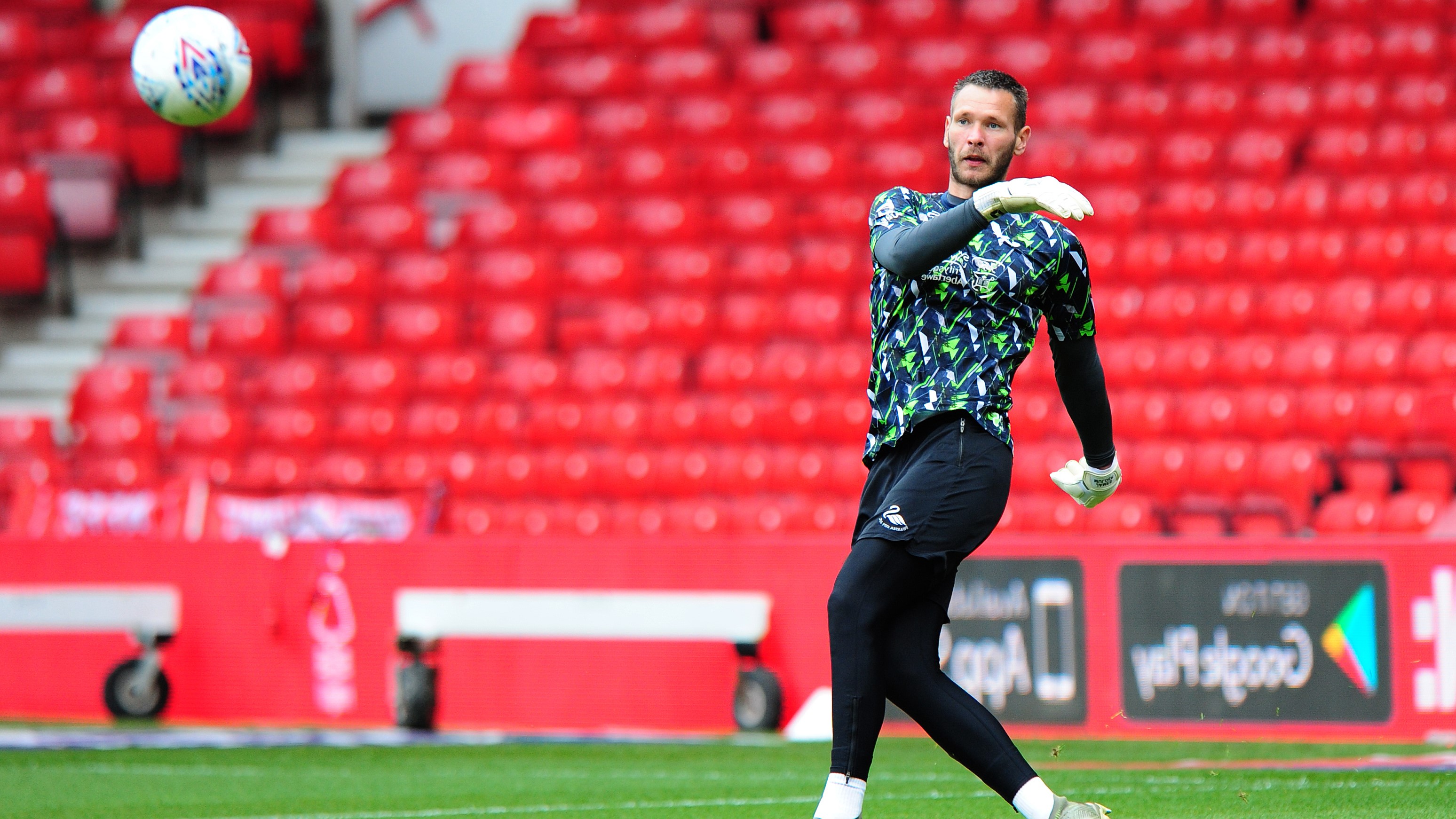 Nottingham Forest (A) Mulder warm-up