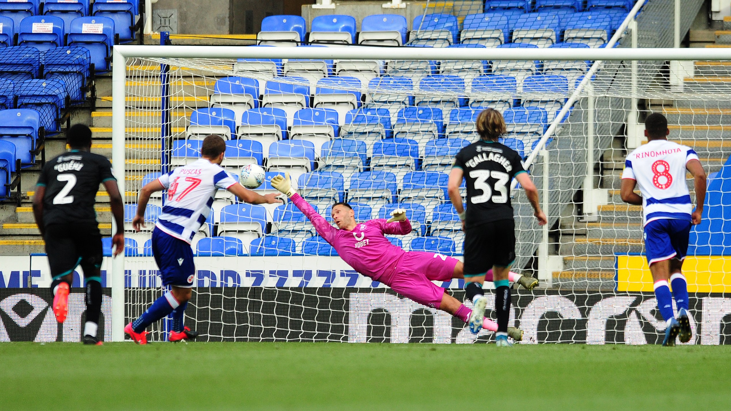 Reading (A) Puscas penalty