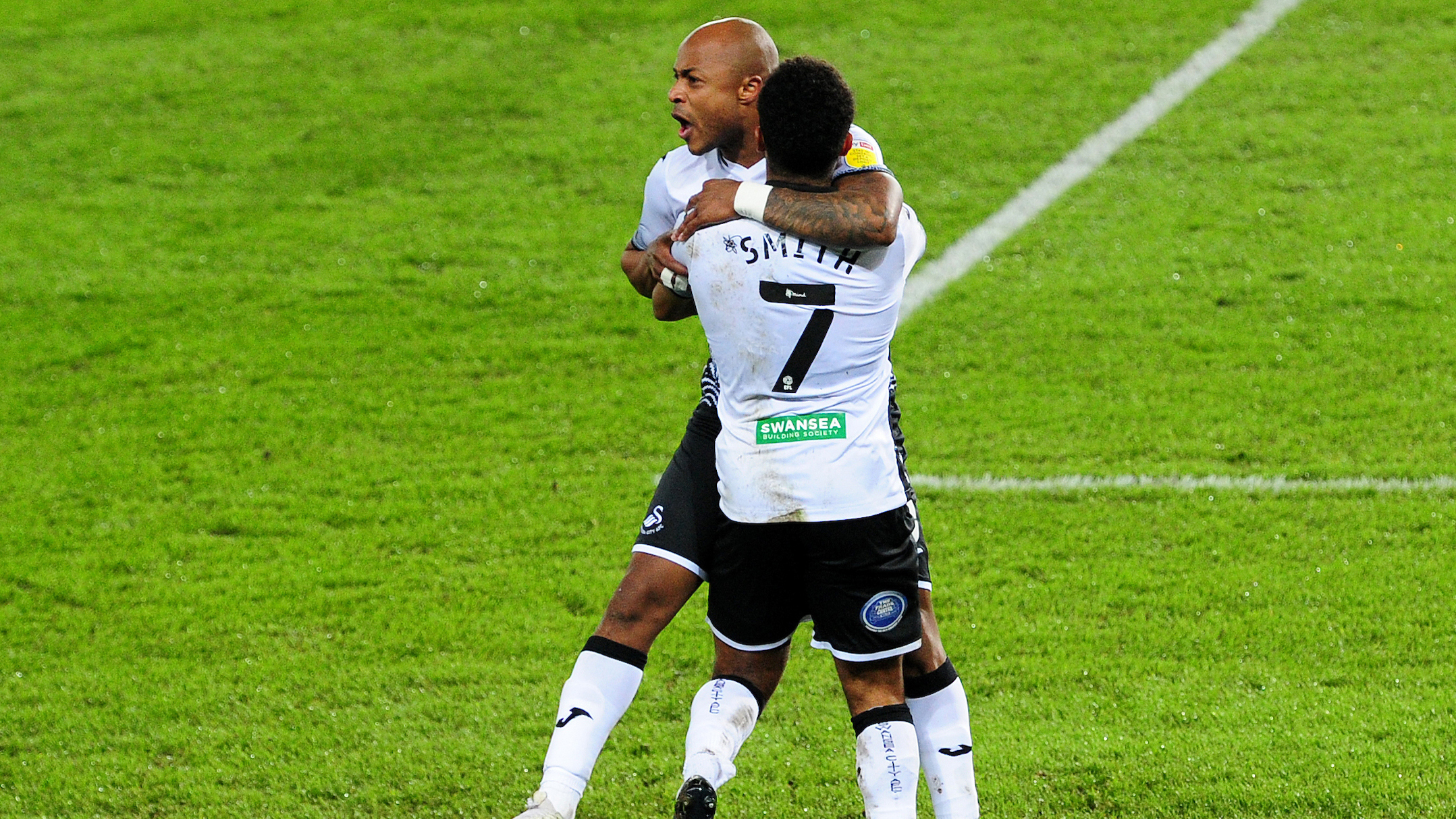 Andre Ayew Korey Smith