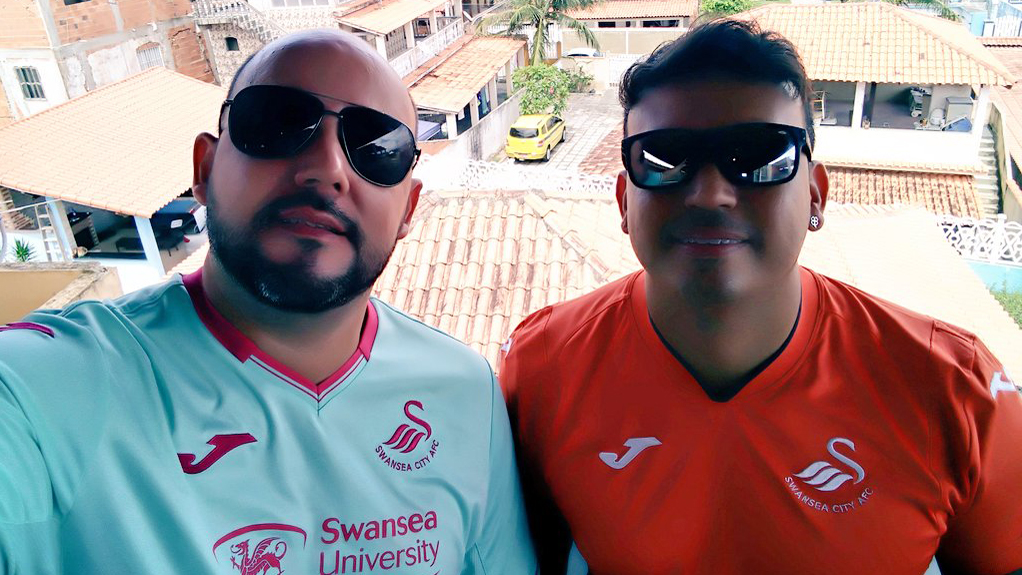 Watford H fan gallery pic