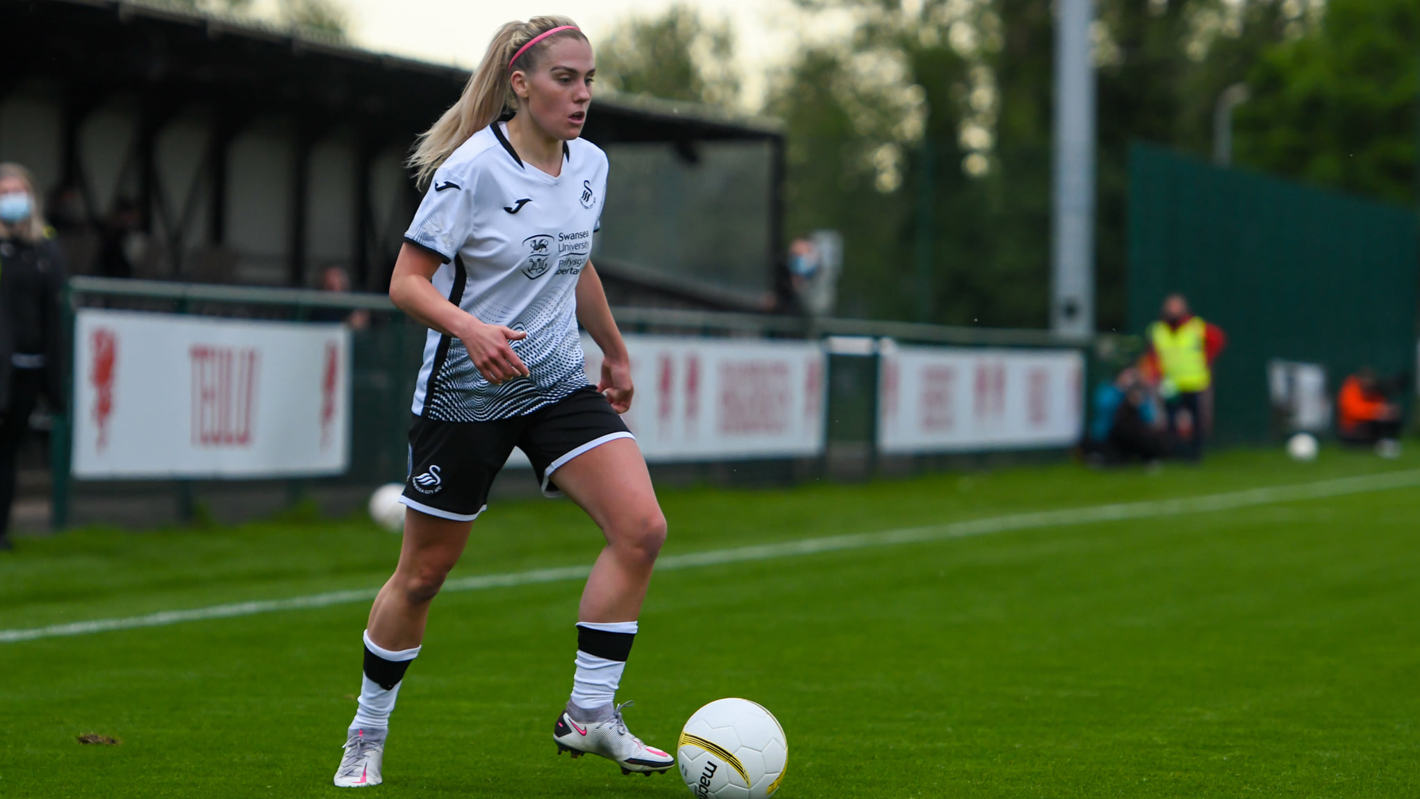 Long-serving Gemma Border proud to be part of Swansea City Ladies adventure