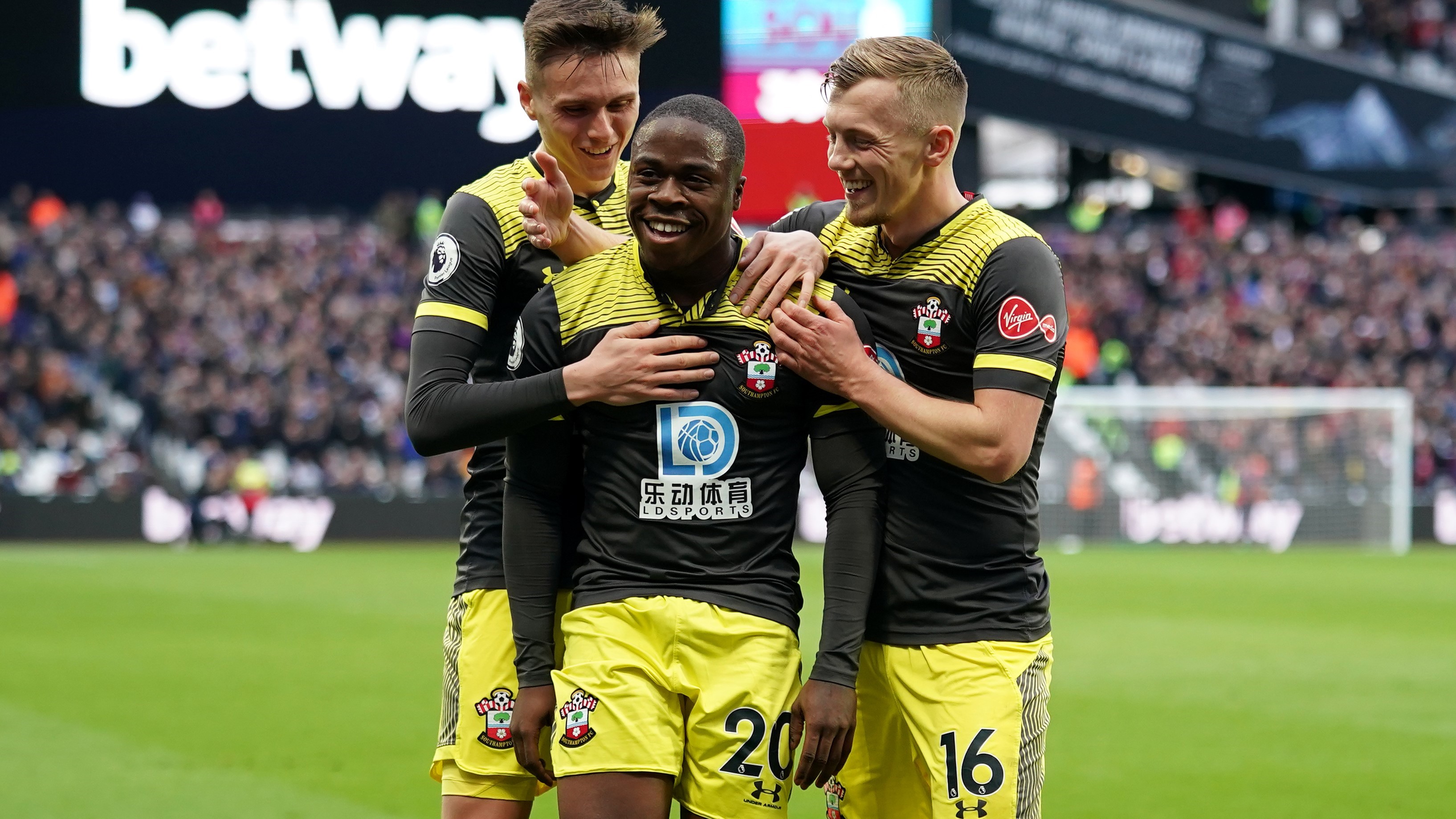 Michael Obafemi celebration 2