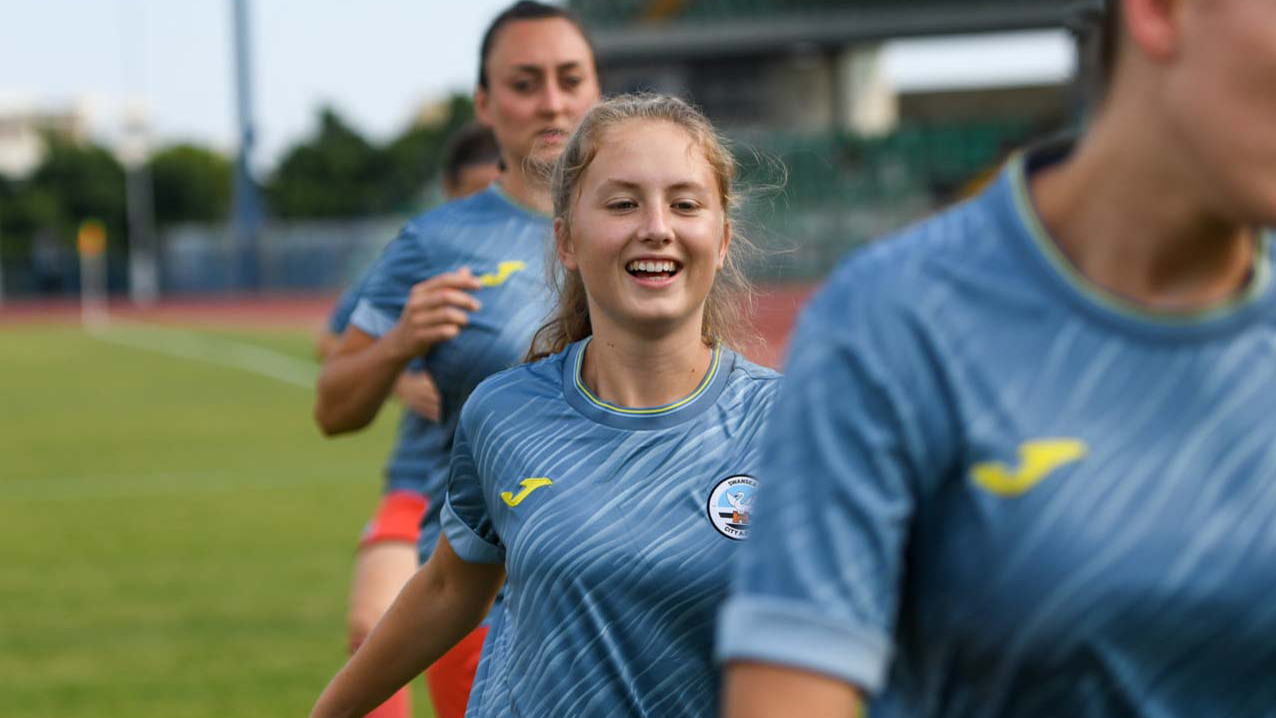 Swansea City Ladies Gwen Horgan