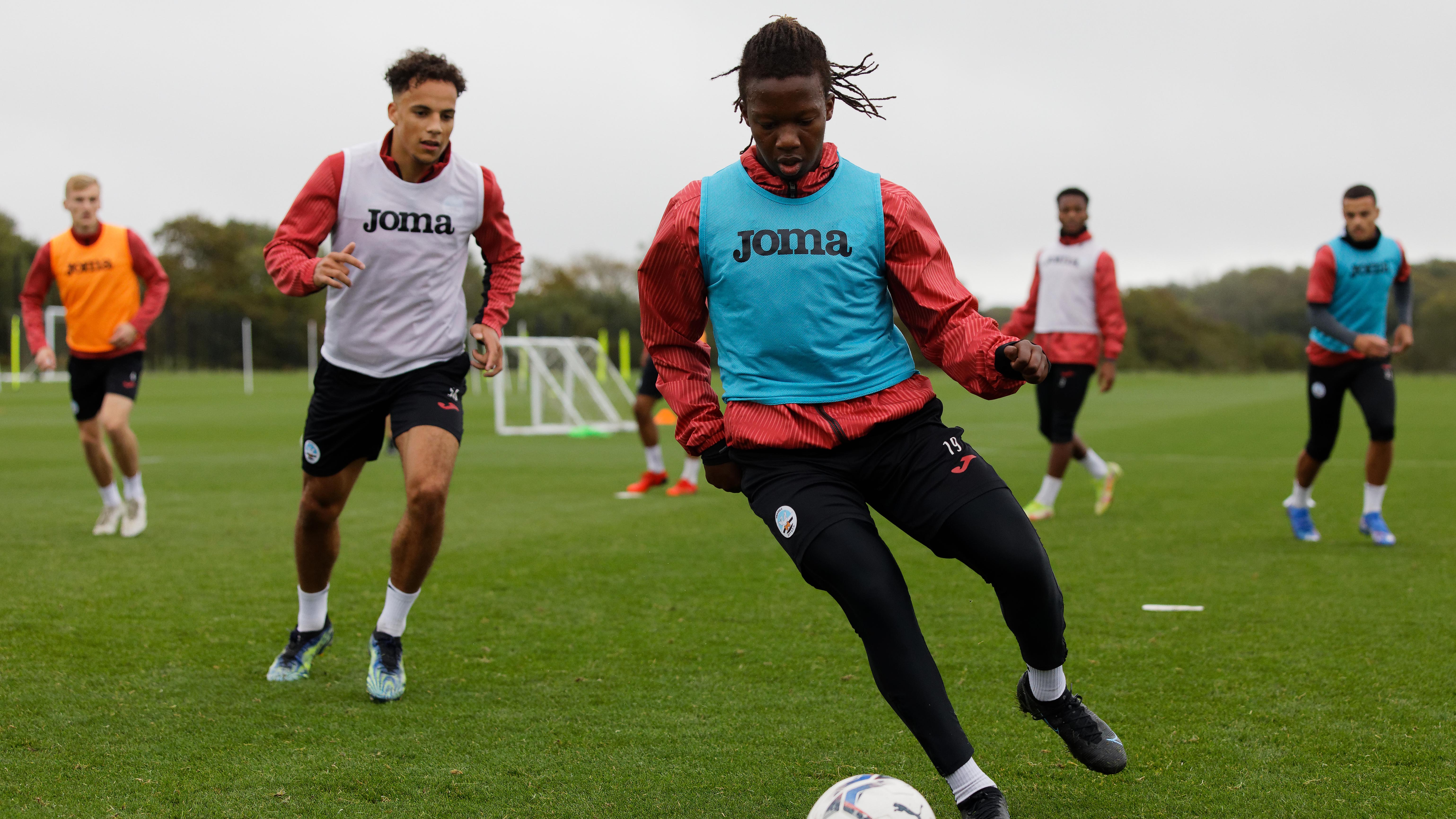 Tivonge Rushesha raring to go after 10 months on sidelines | Swansea