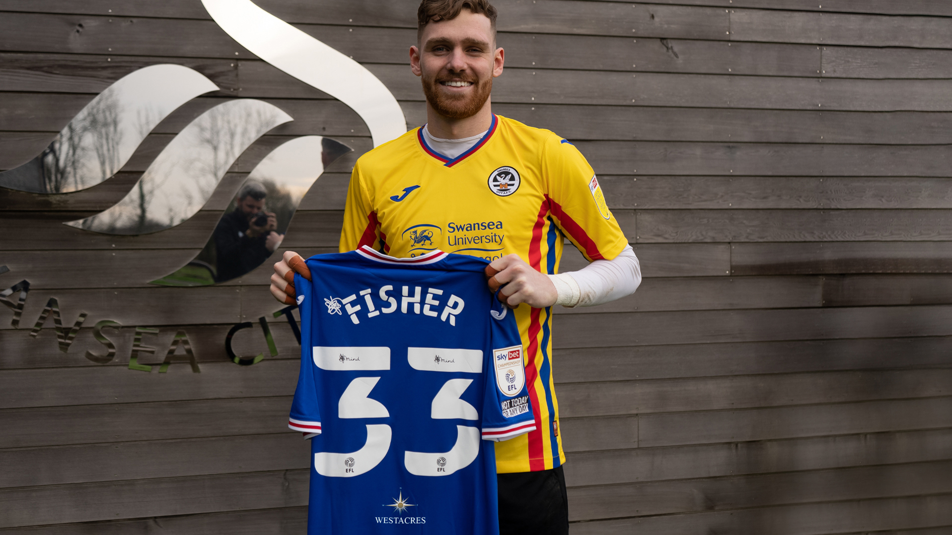 Swansea City complete signing of goalkeeper Andy Fisher | Swansea