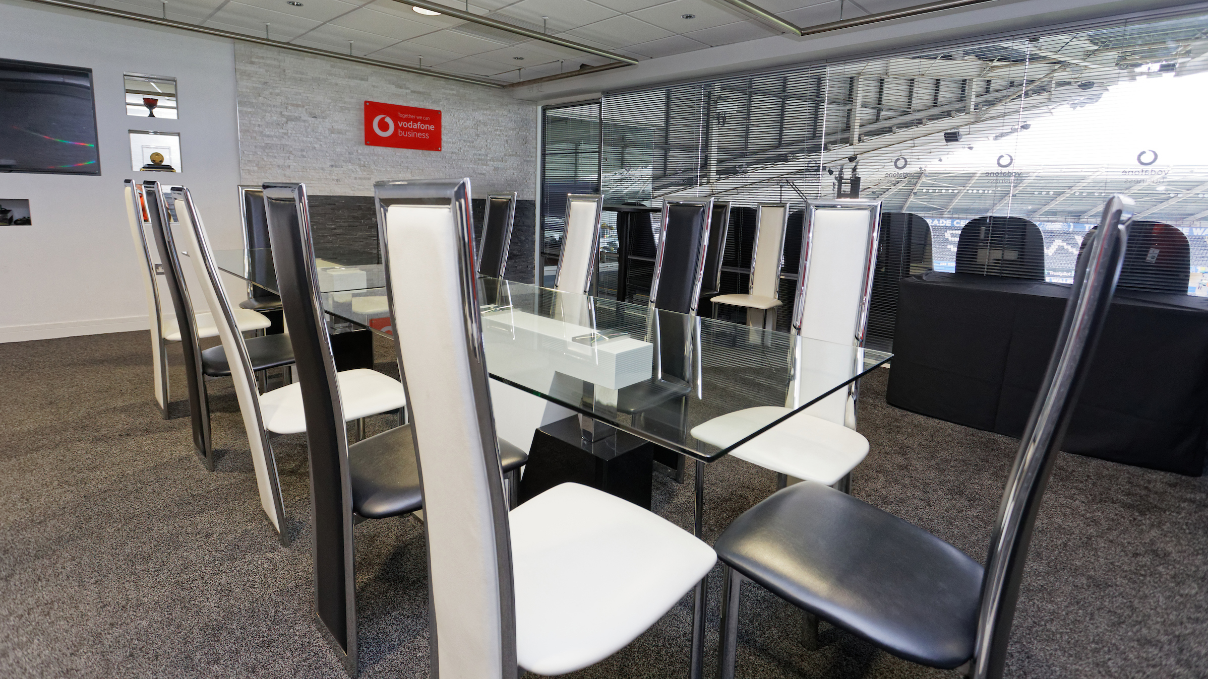 Vodafone Business Lounge
