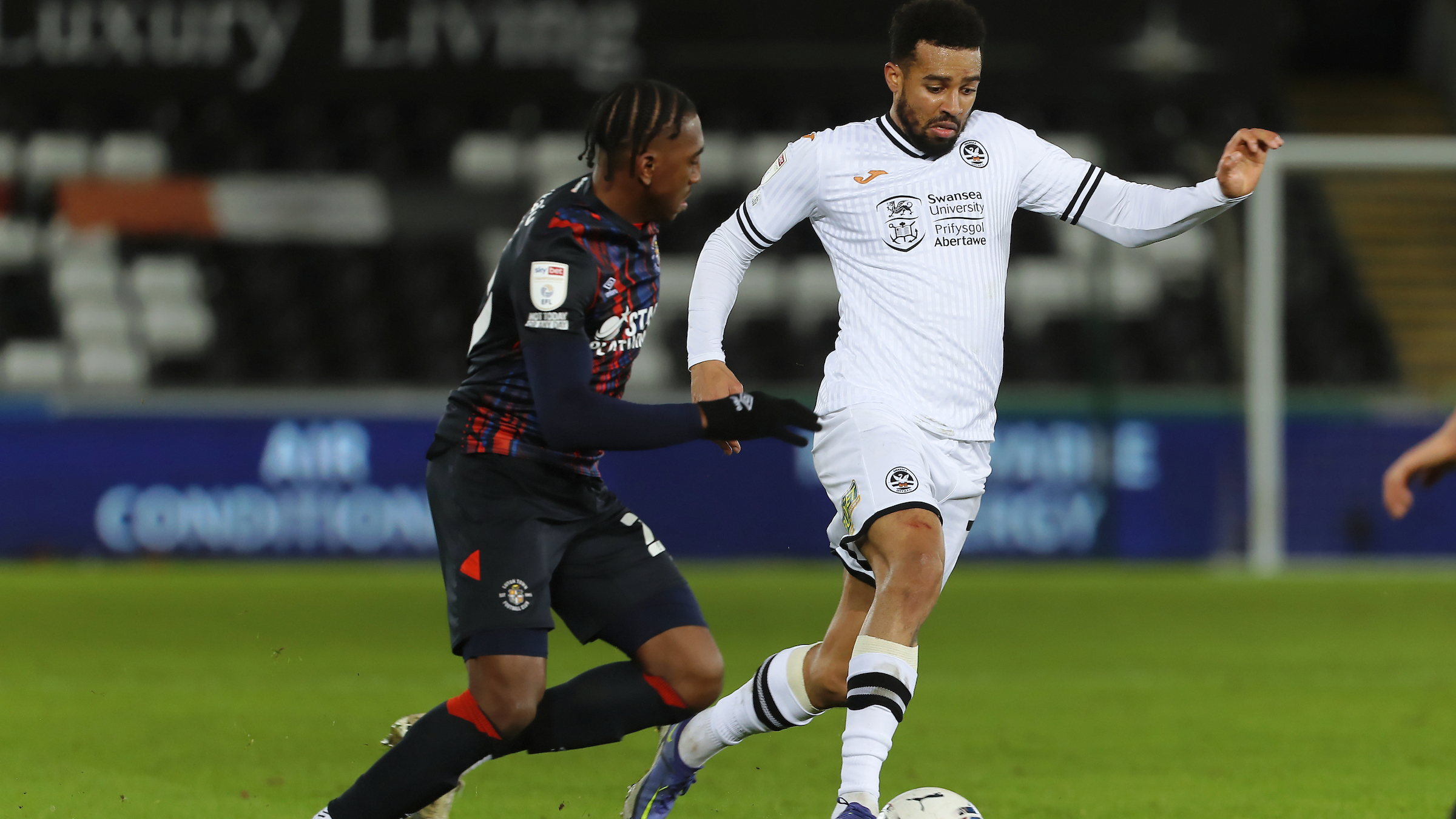 Luton Town home Cyrus Christie 1