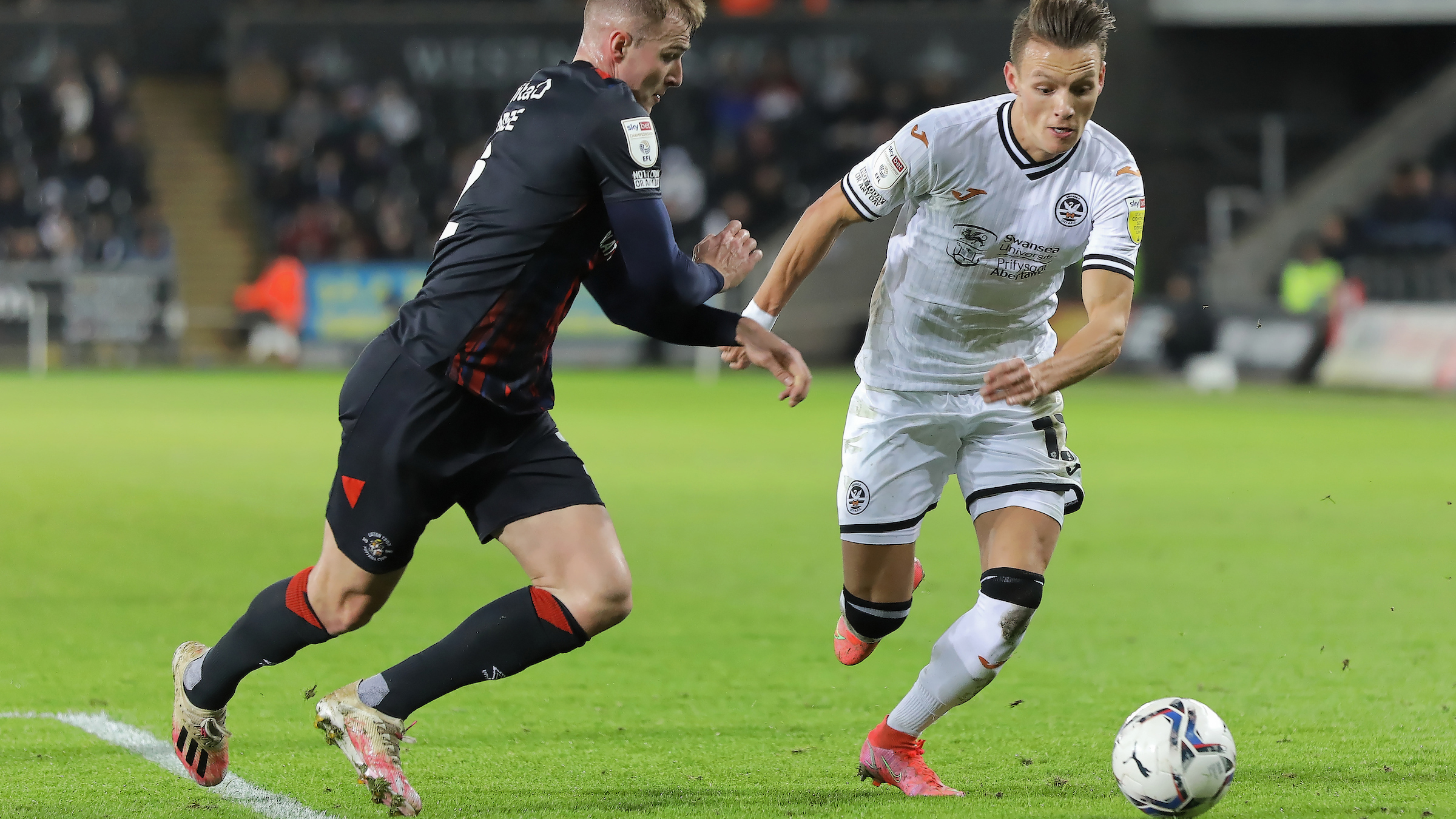 Luton Town home Hannes Wolf