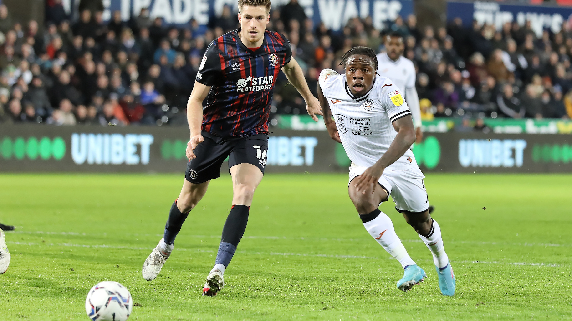 Luton Town home Michael Obafemi