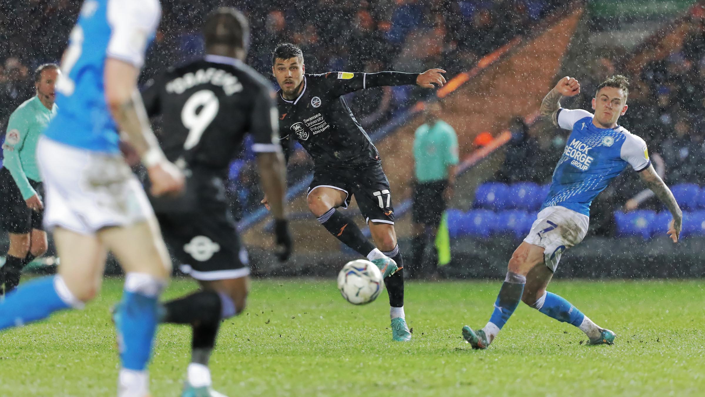 Joel Piroe plays through ball