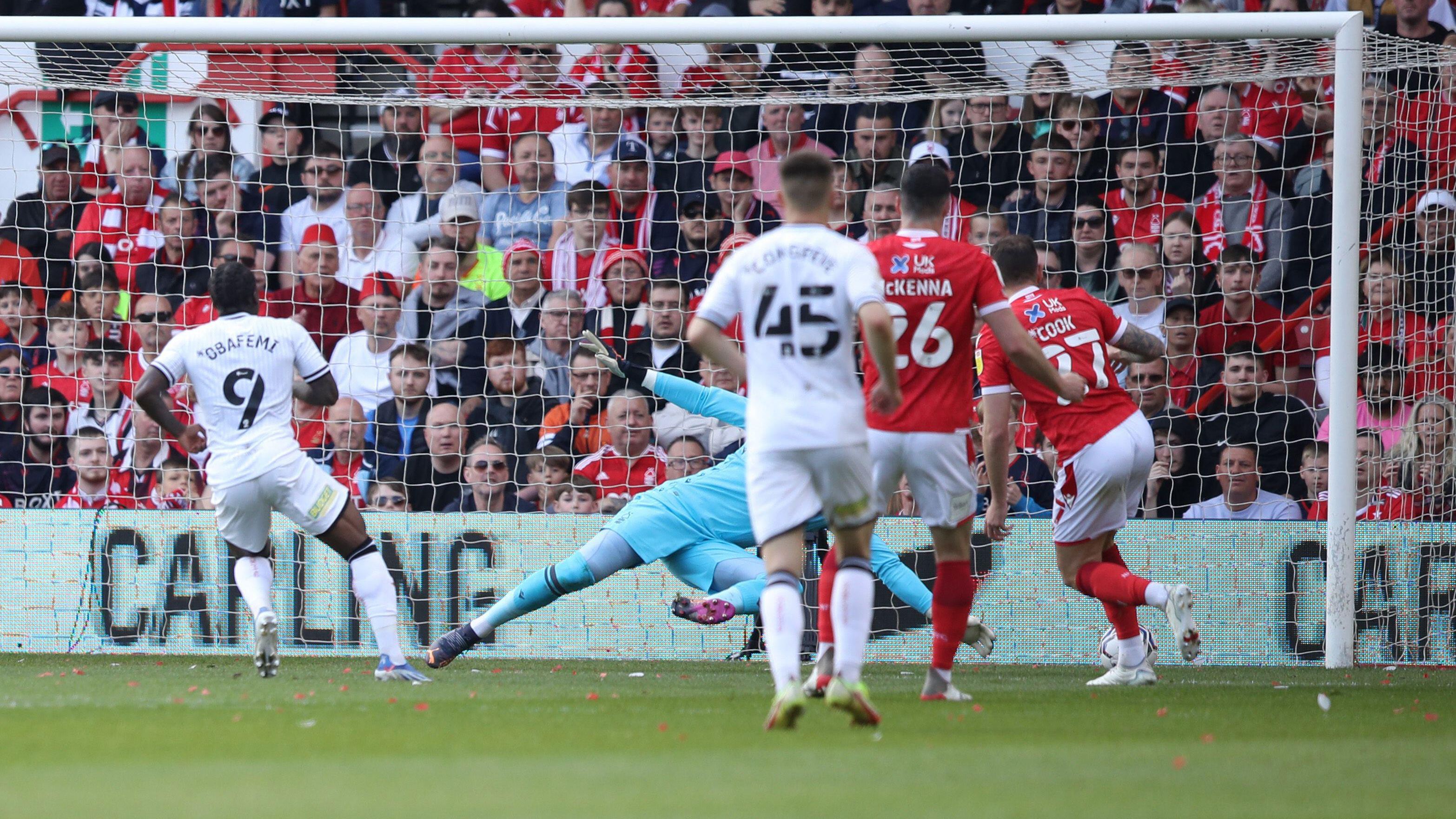 Notts Forest away Michael Obafemi