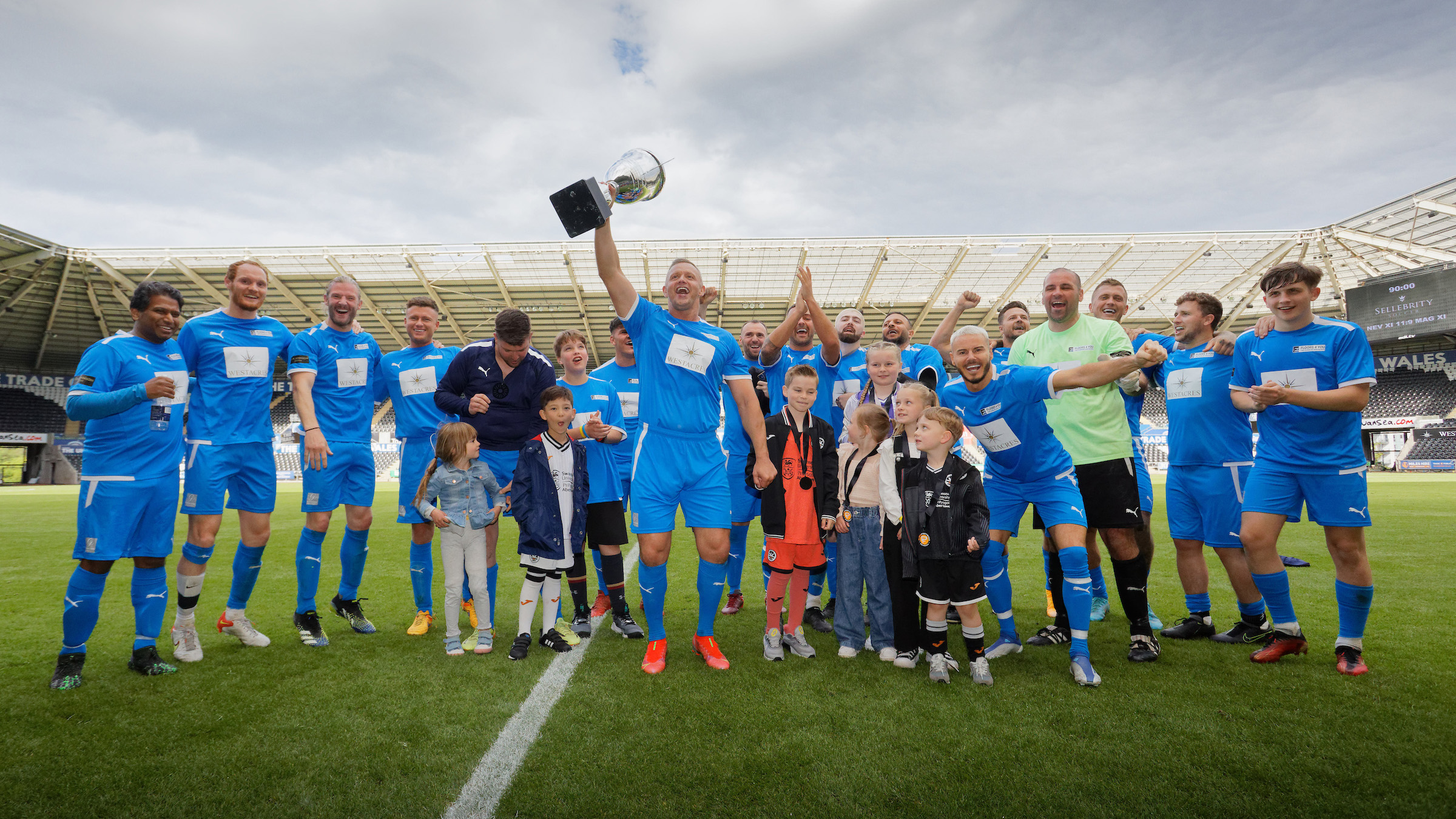 Nevs XI trophy lift