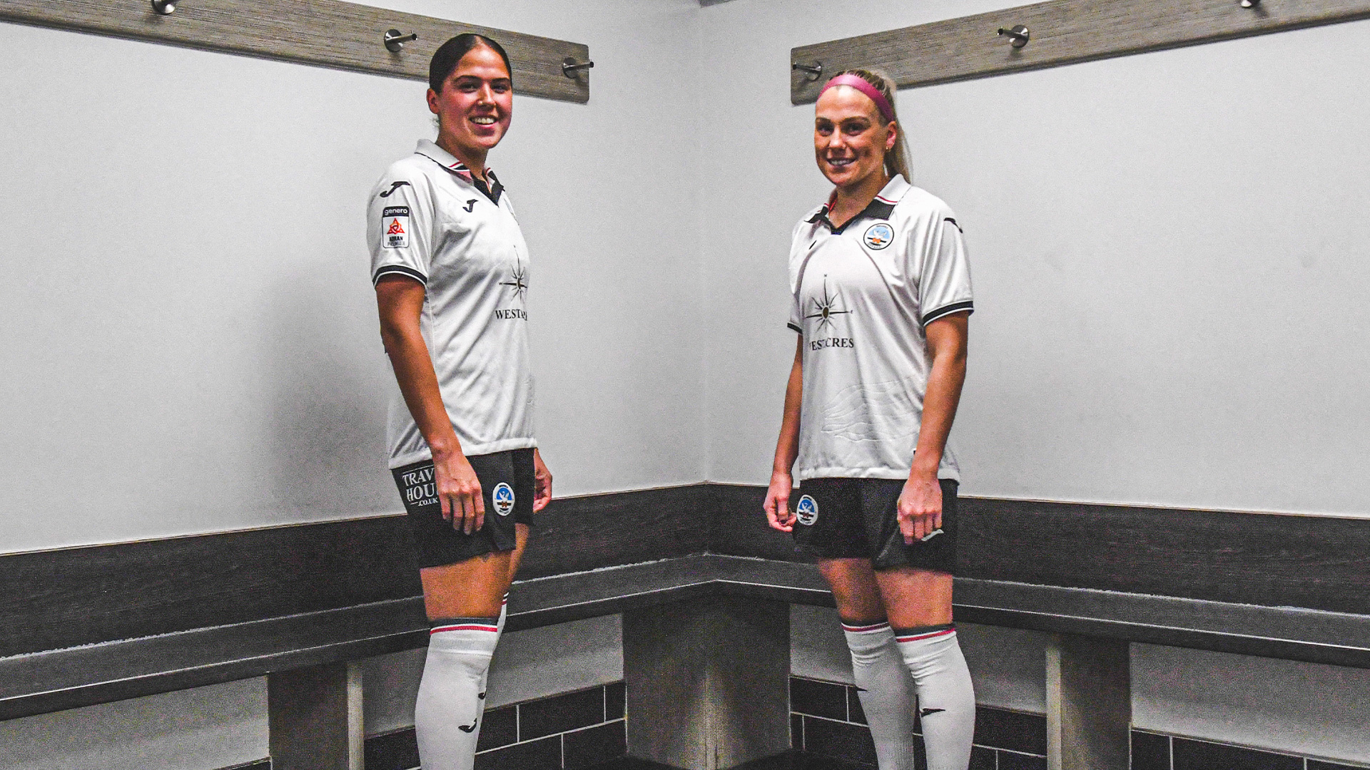 West Brom Women switch from white to navy shorts due to period