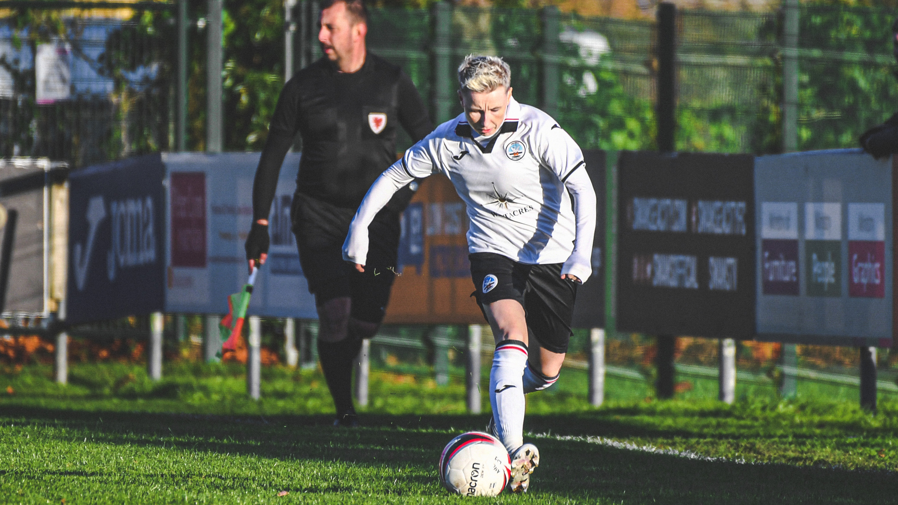 Stacey John-Davis for Swansea City Ladies