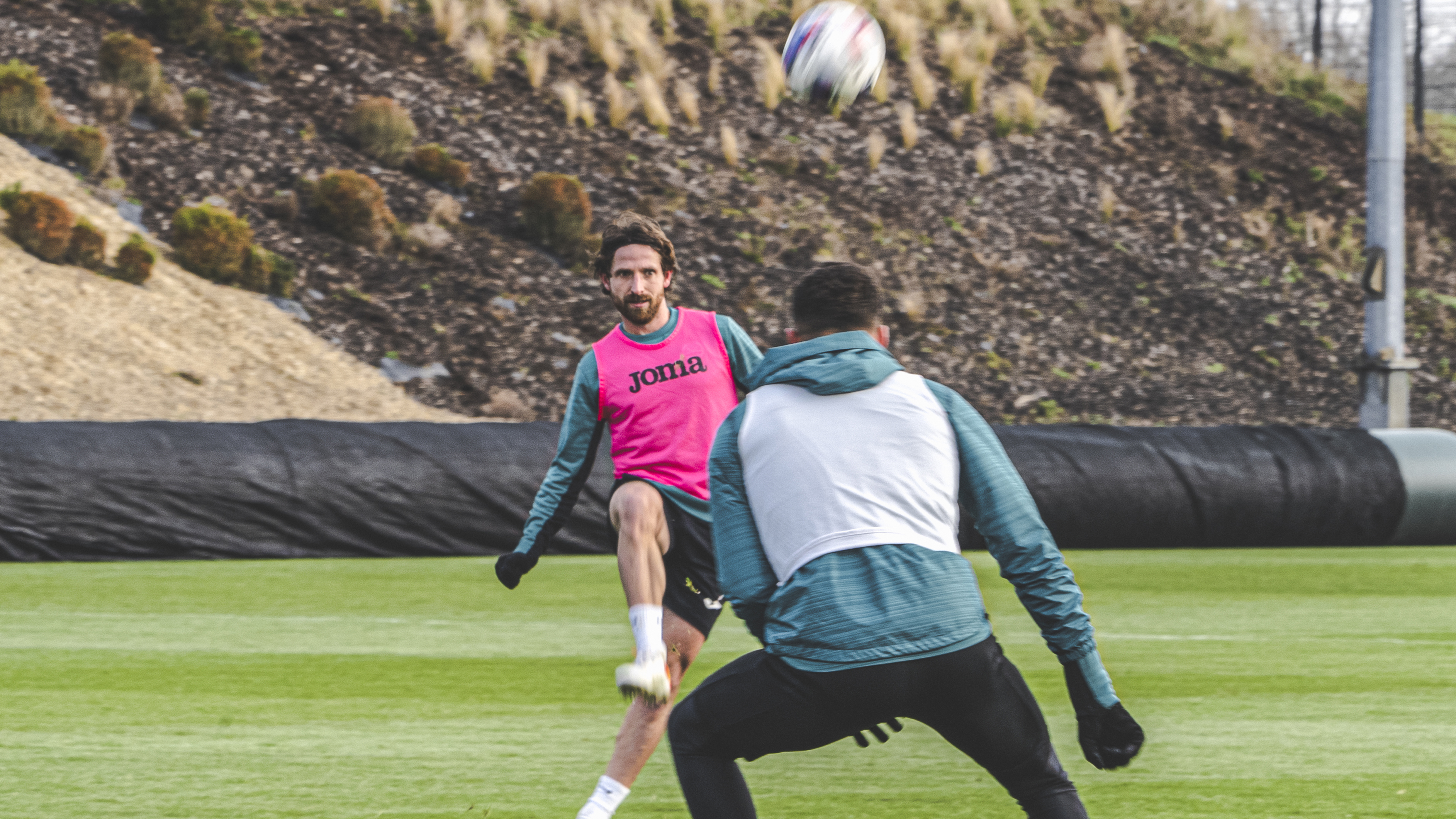 Joe Allen training