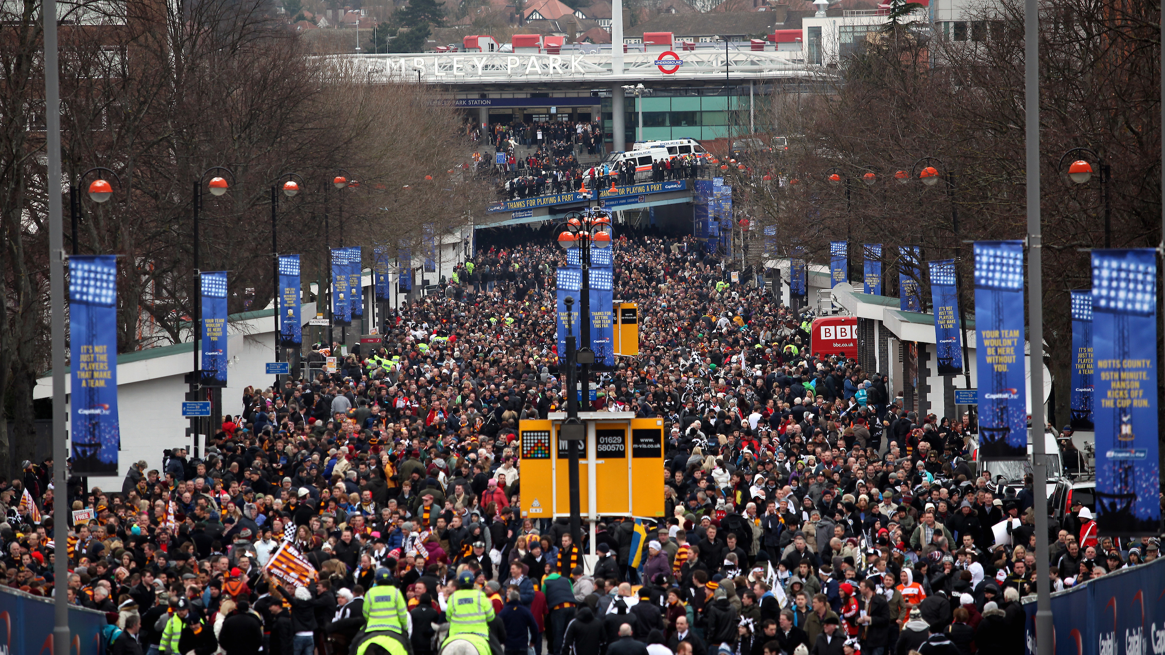 Fans 2013 League Cup final