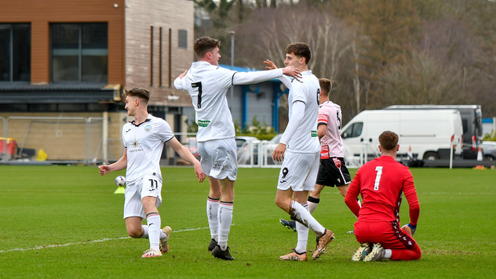 Millwall Academy on X: 🔀 Fixture changes! 🦁 Under 18s v Ipswich Town (a)  🗓 Tue 2nd April - 1pm KO 🦁 Under 21s v Swansea City (h) 🗓 Fri 1st March 