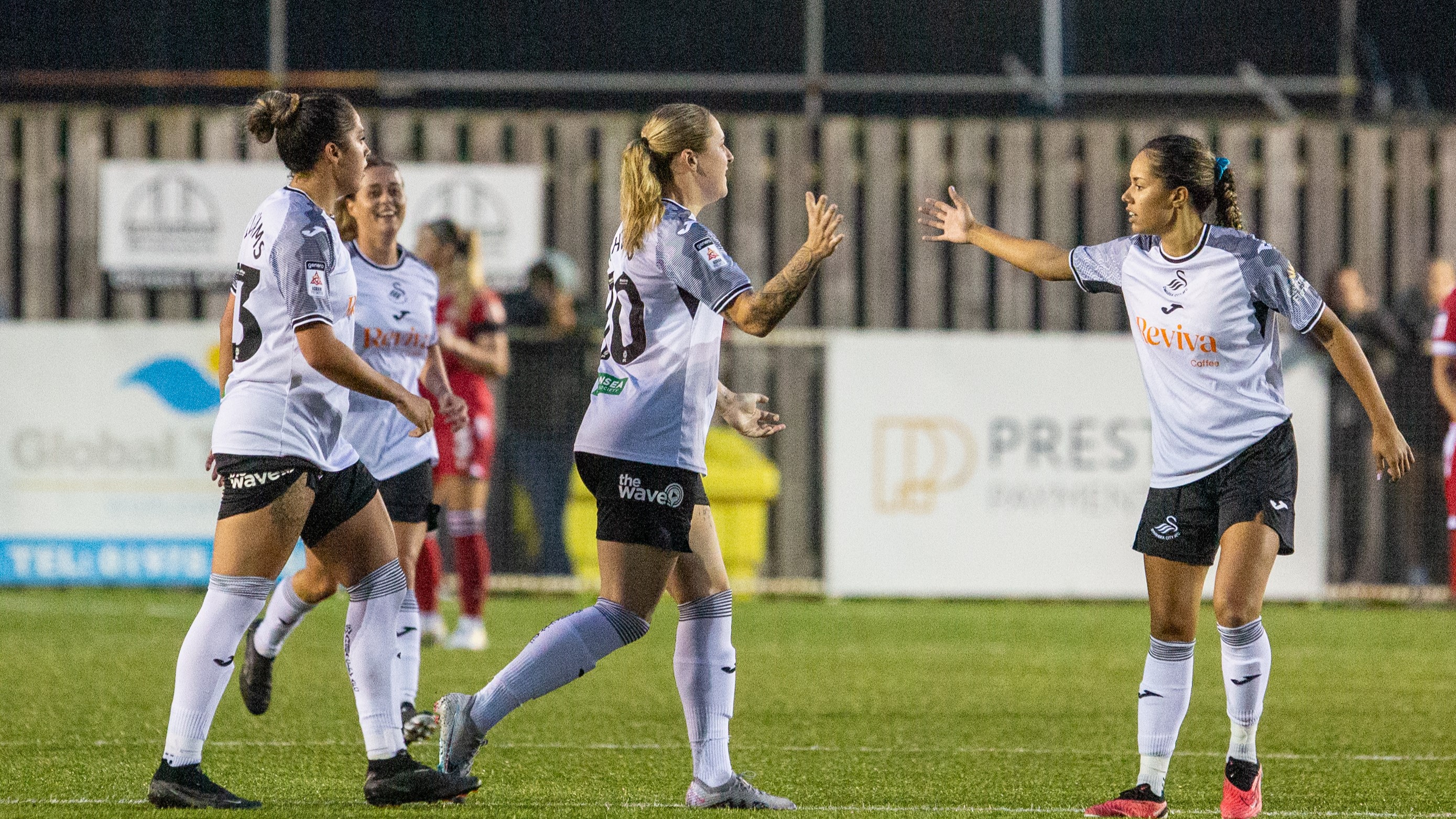 Swans Women celebrate v Wrexham