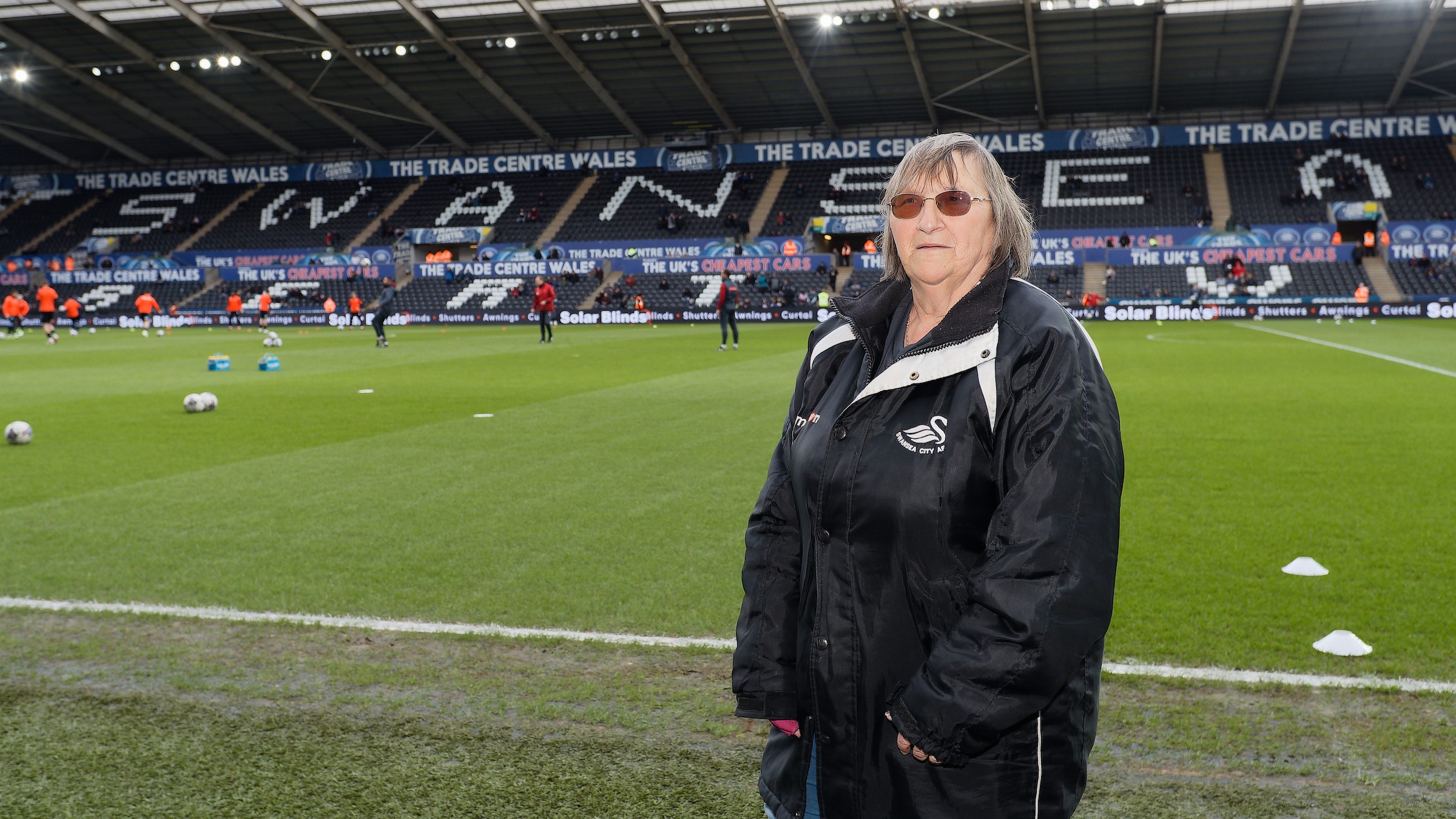 Julie Lowe | Swansea