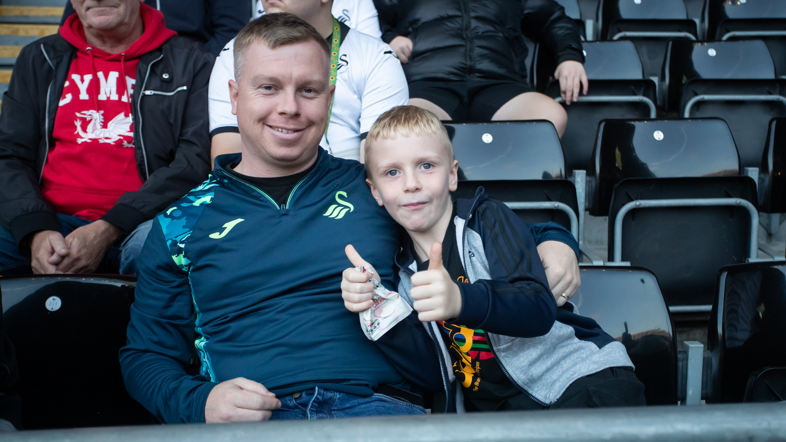 Fan Gallery | Swans v Wycombe Wanderers