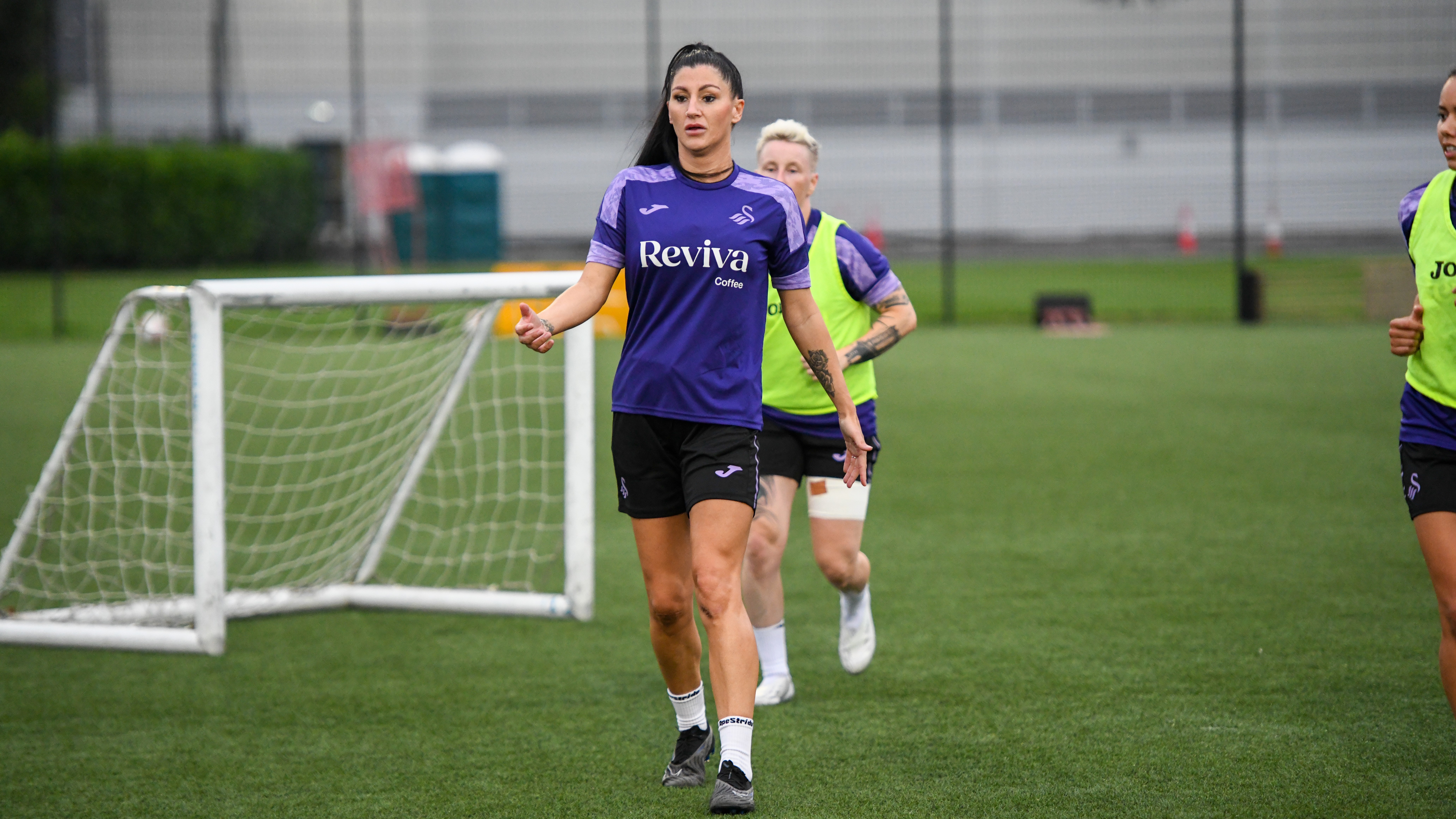 Danielle Broadhurst Swans Women training