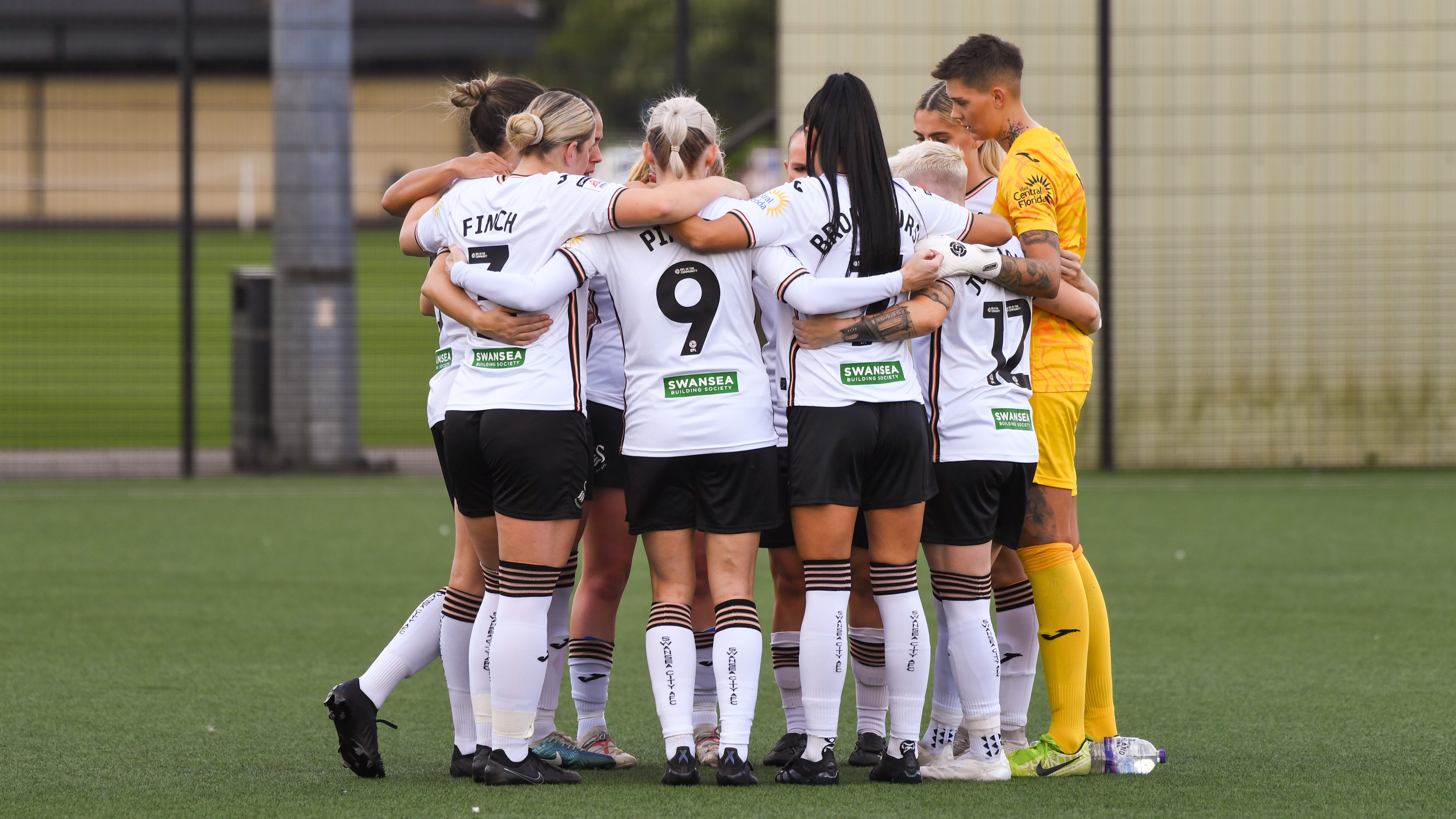 Swans Women v Limerick