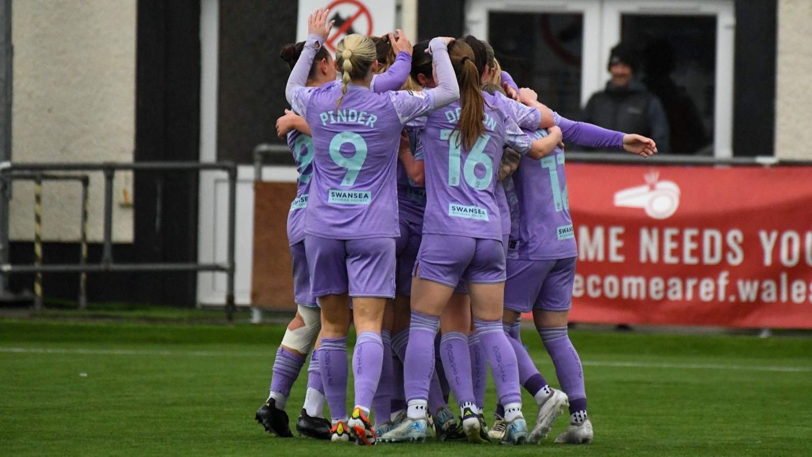 Emily Richards v Carmarthen Town Women