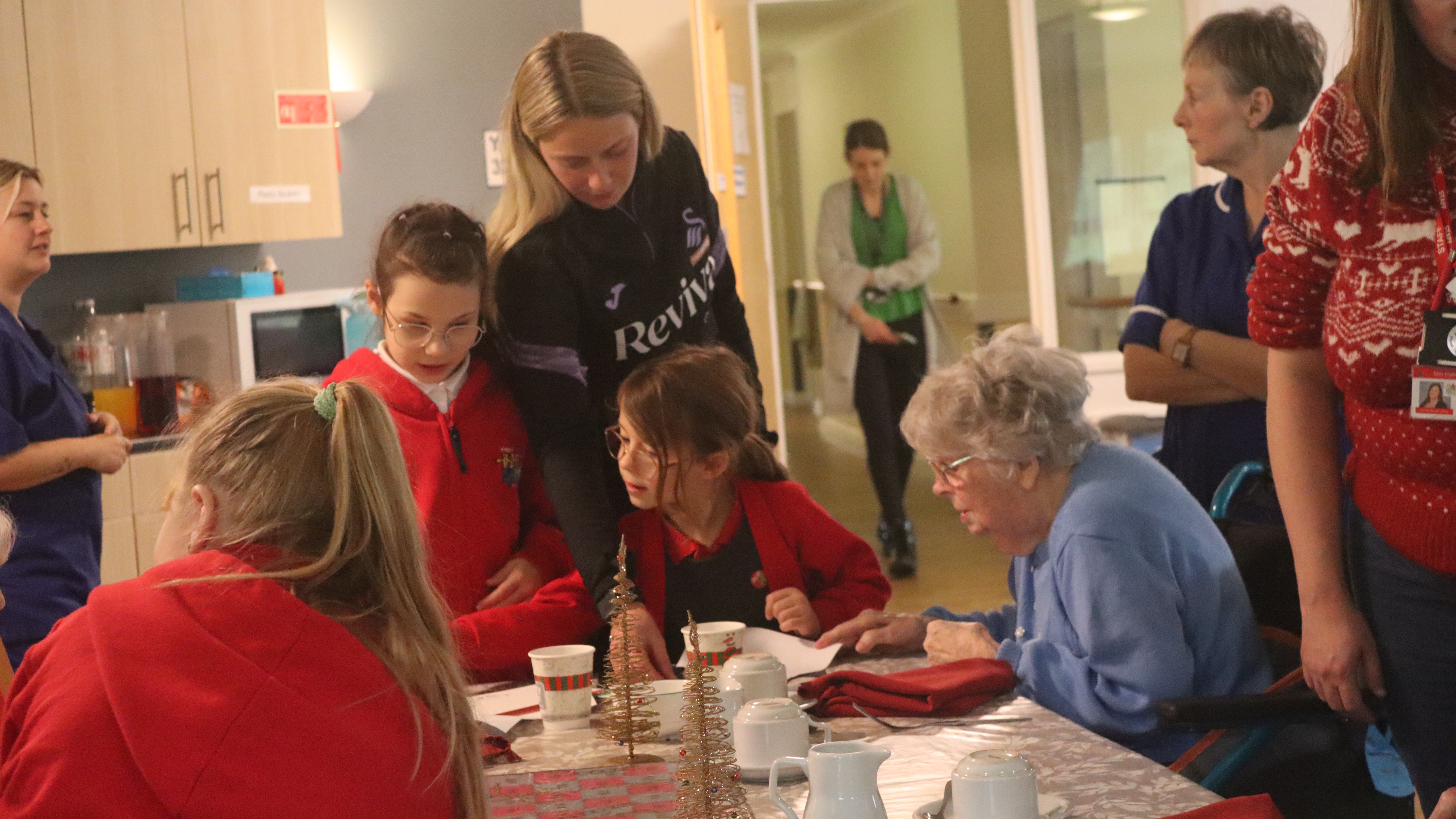 Foundation Primary Stars care home visit