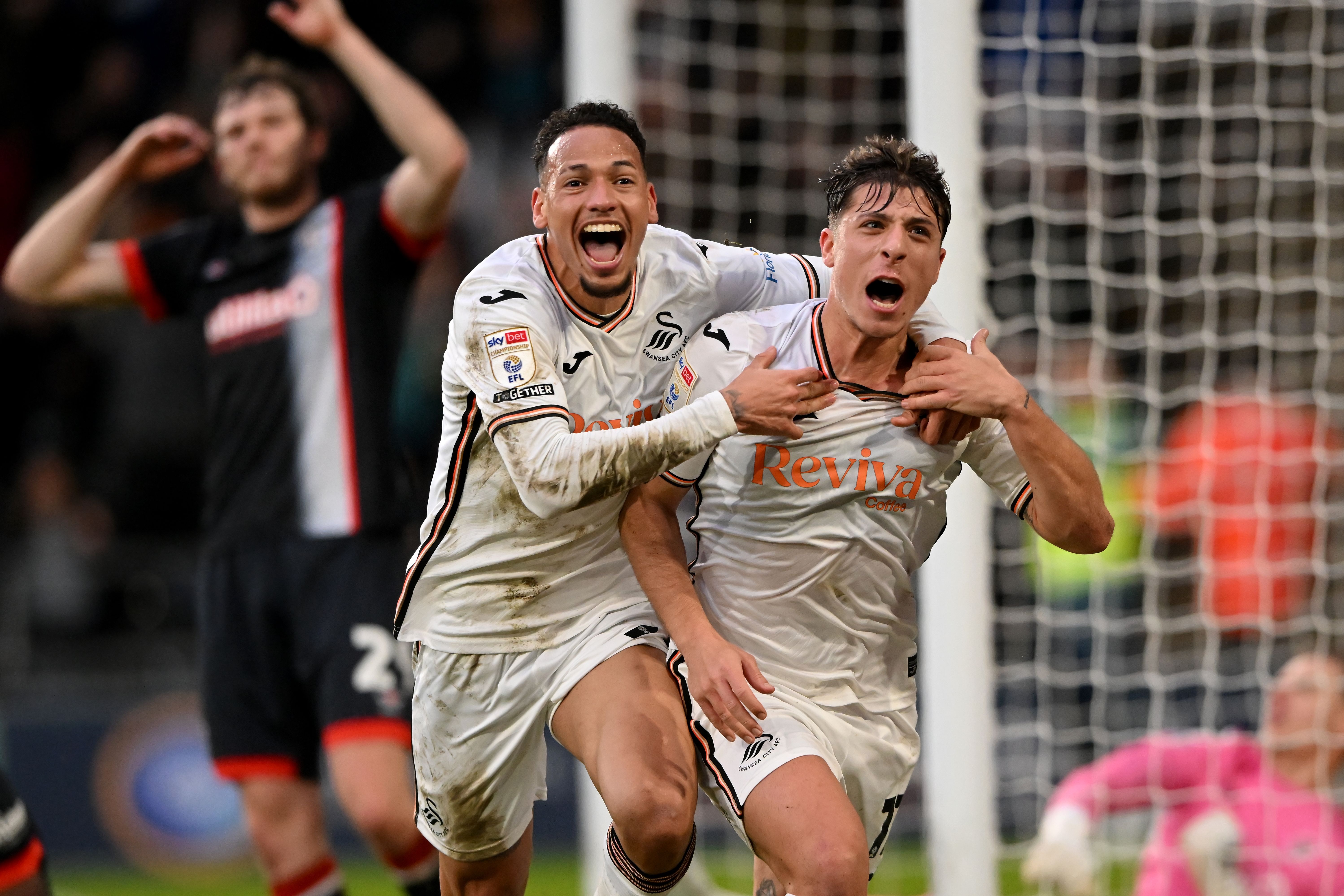 Goncalo Franco Luton celebration