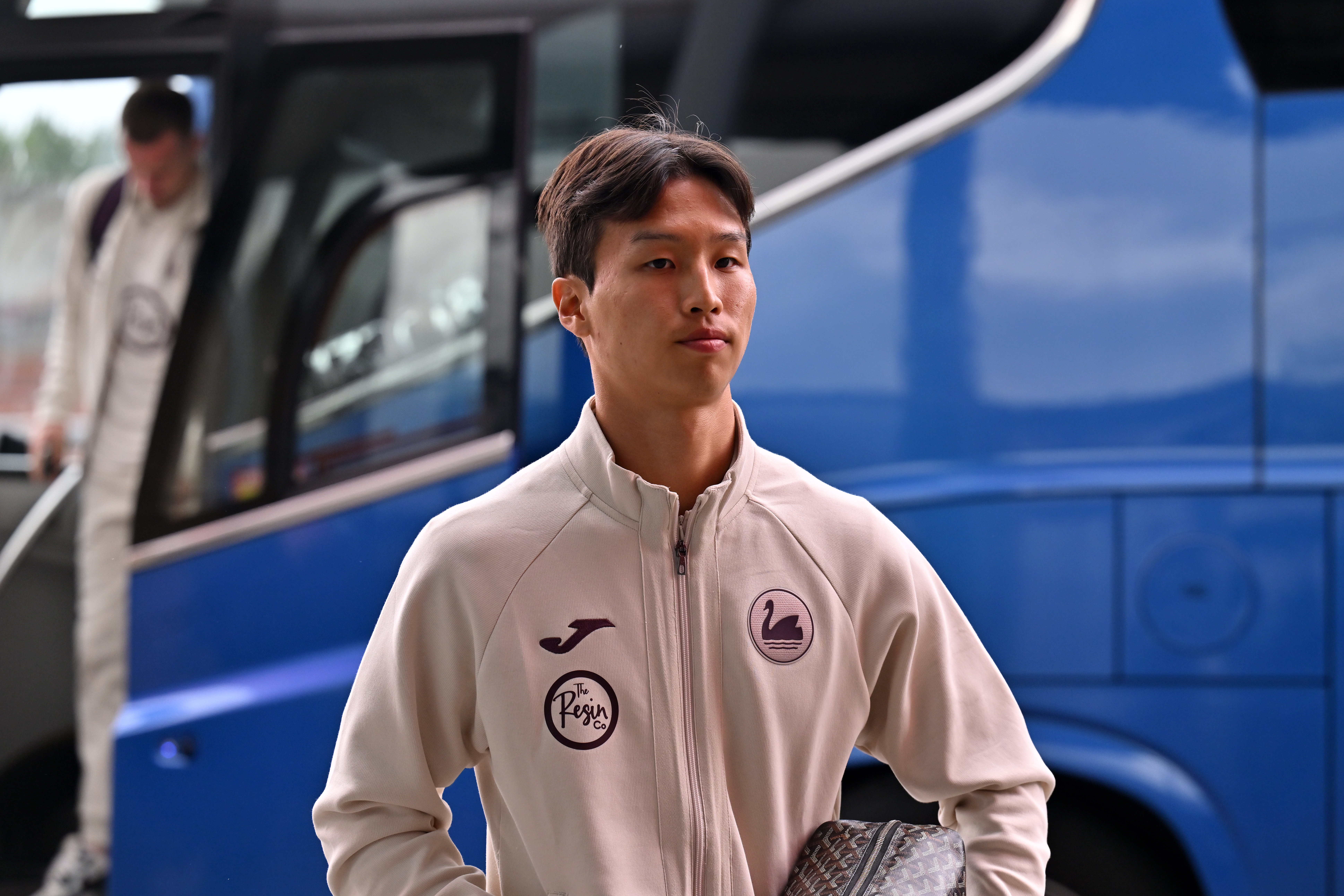 Jisung Eom