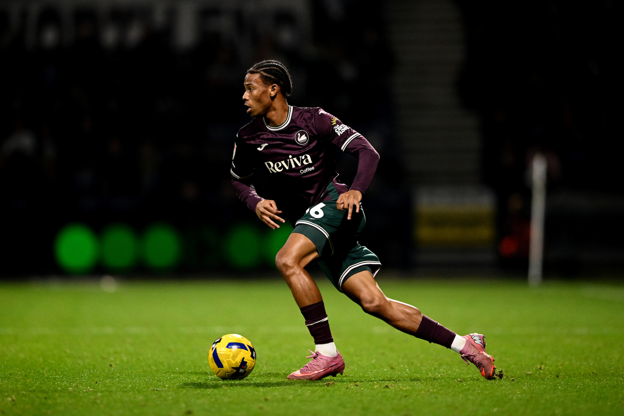 Ishe Samuels-Smith Preston