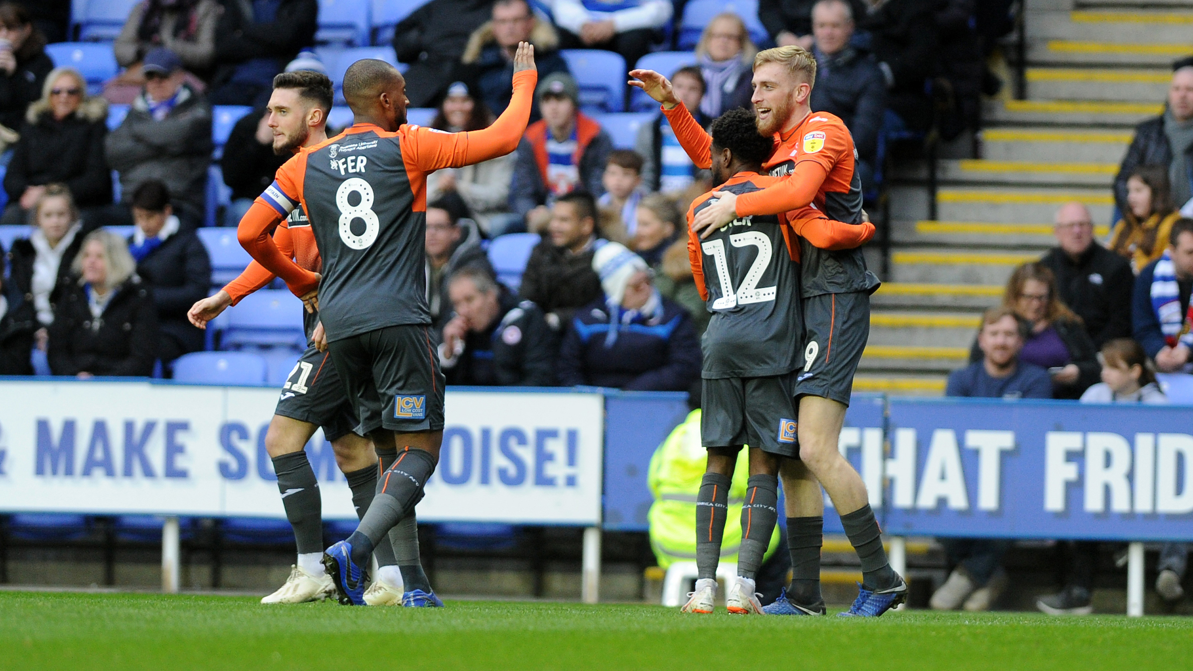 Oli McBurnie Reading celebration