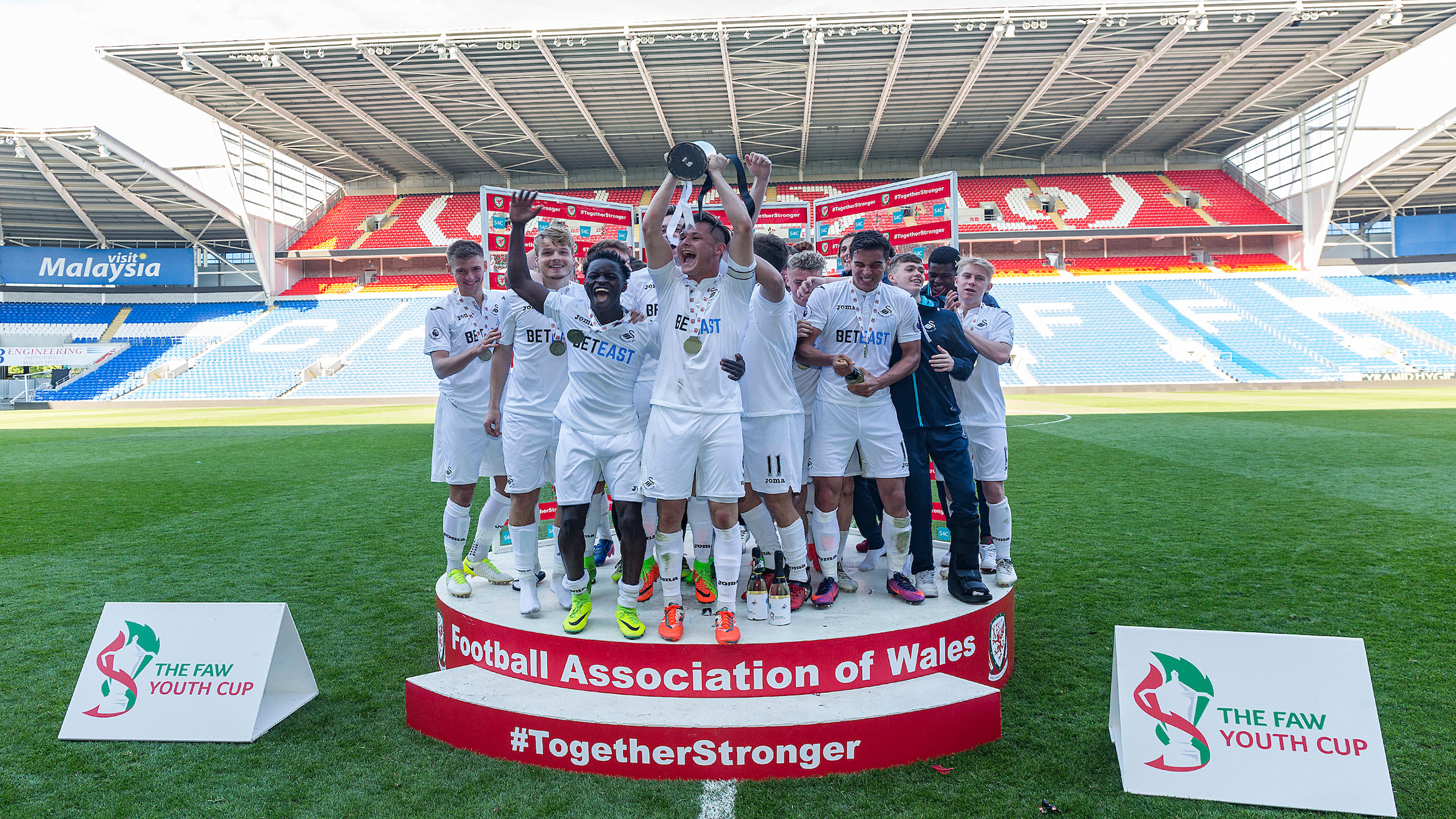 Cardiff City Stadium to host home Nations League opener - FAW