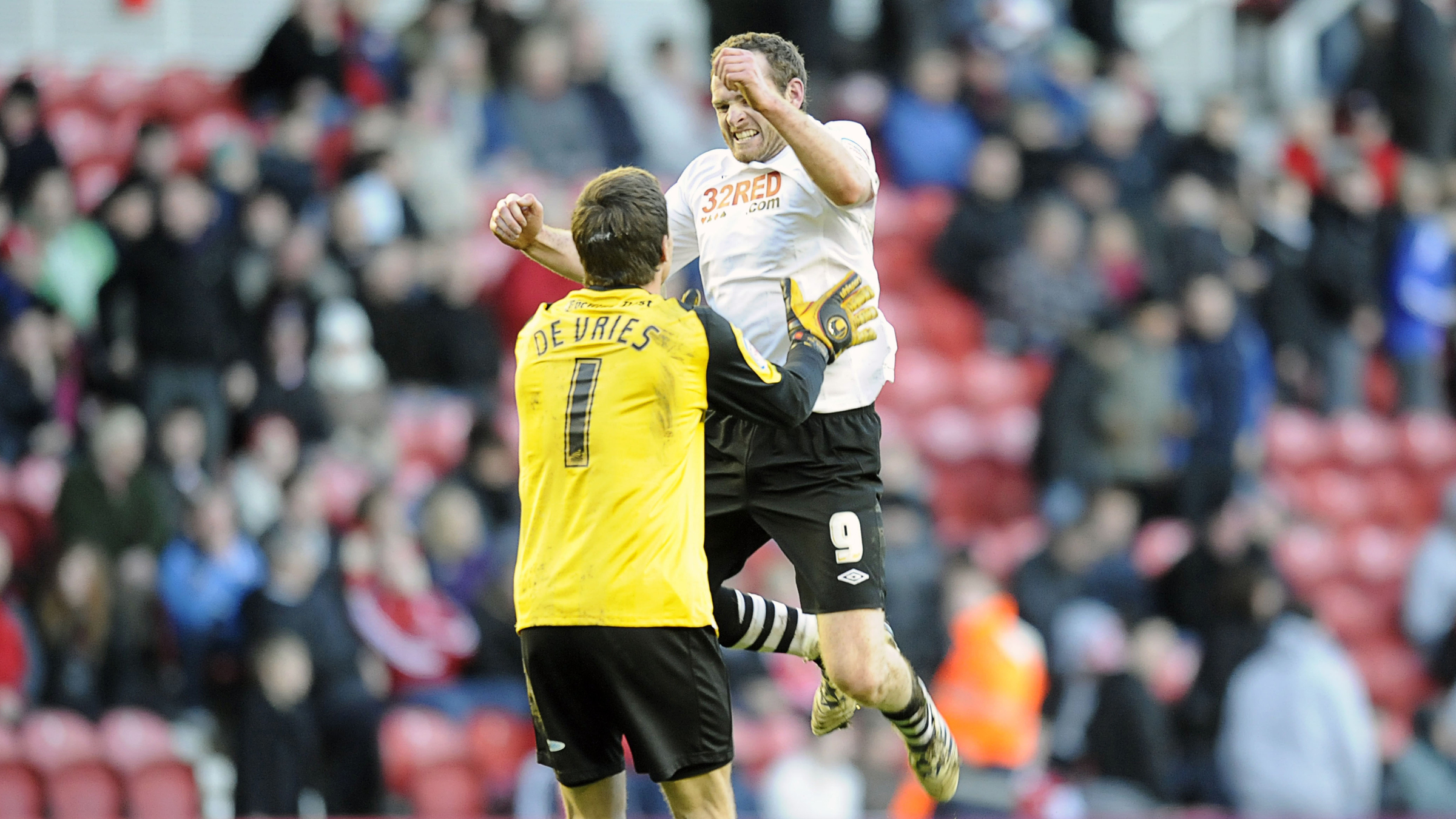 Swansea City 2-1 Millwall: Swans remain unbeaten after hard-fought win -  BBC Sport