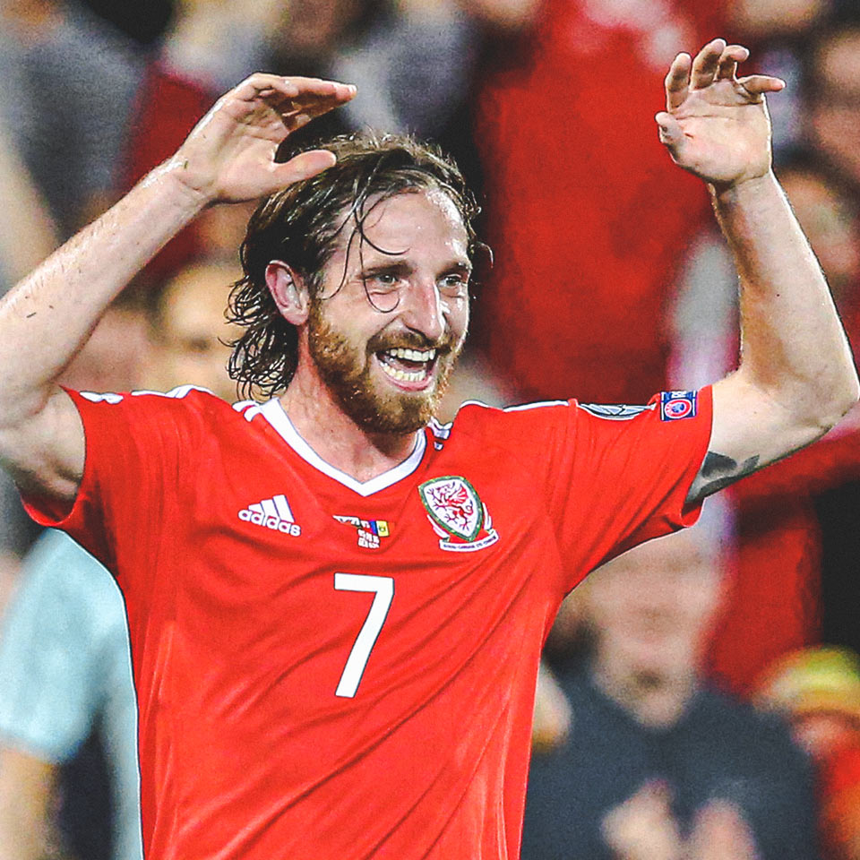 Photograph of Joe Allen playing for Wales