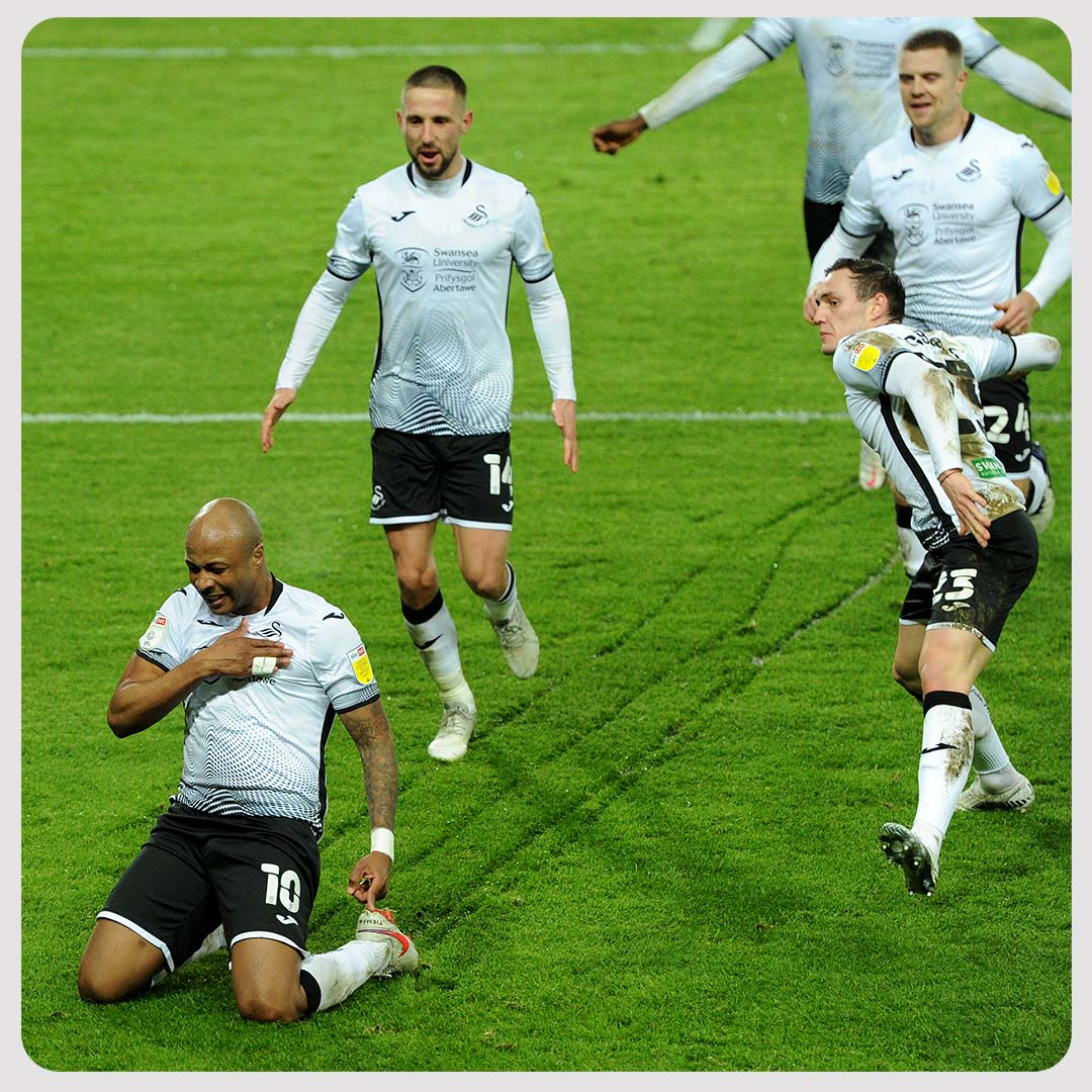 Photograph of Andre Ayew celebrating scoring against Norwich City