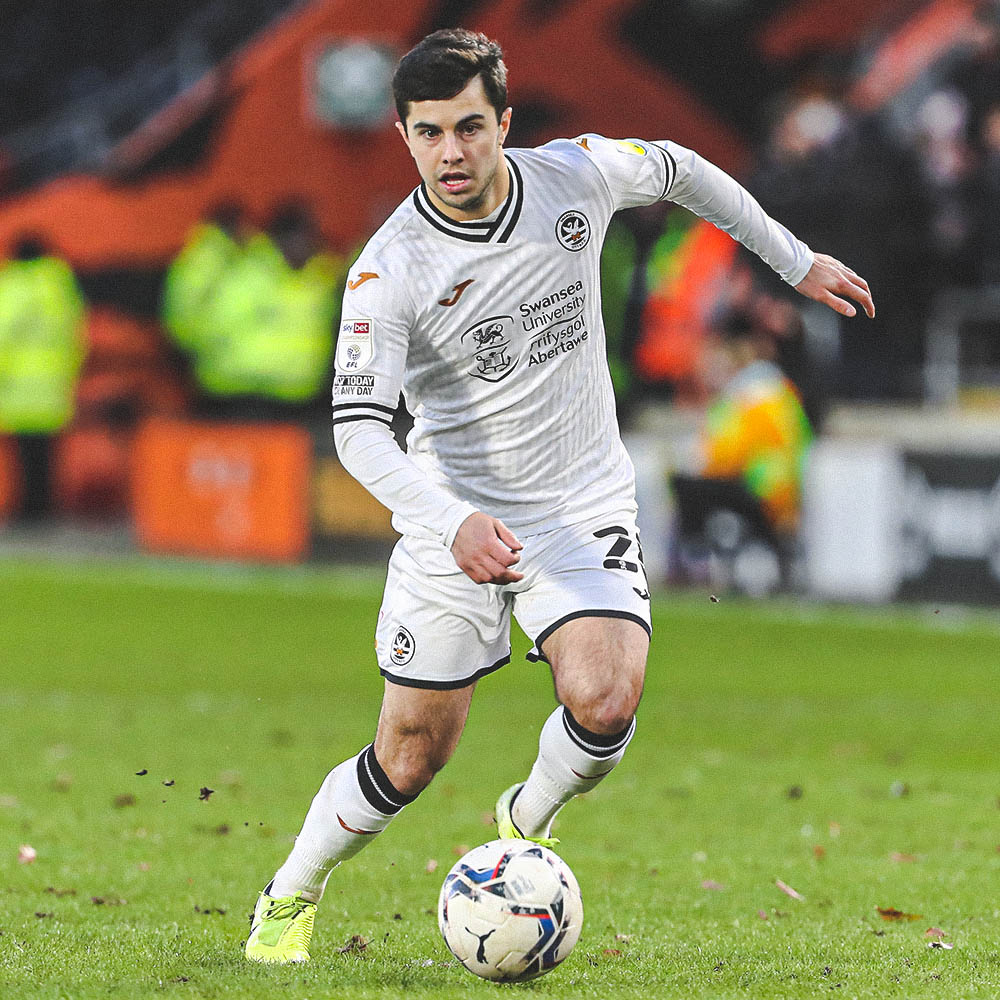 Walsh playing for Swansea City during the 2021/22 Season