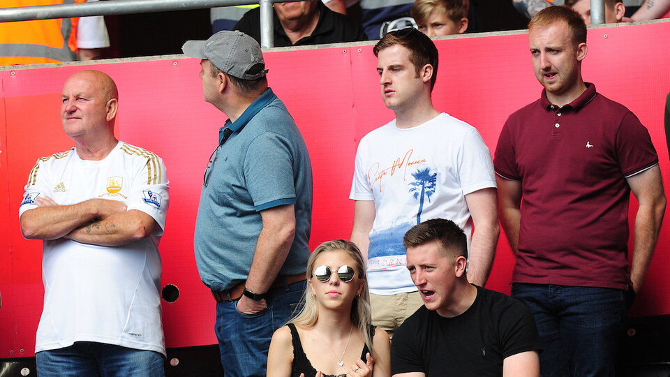 Fans 37