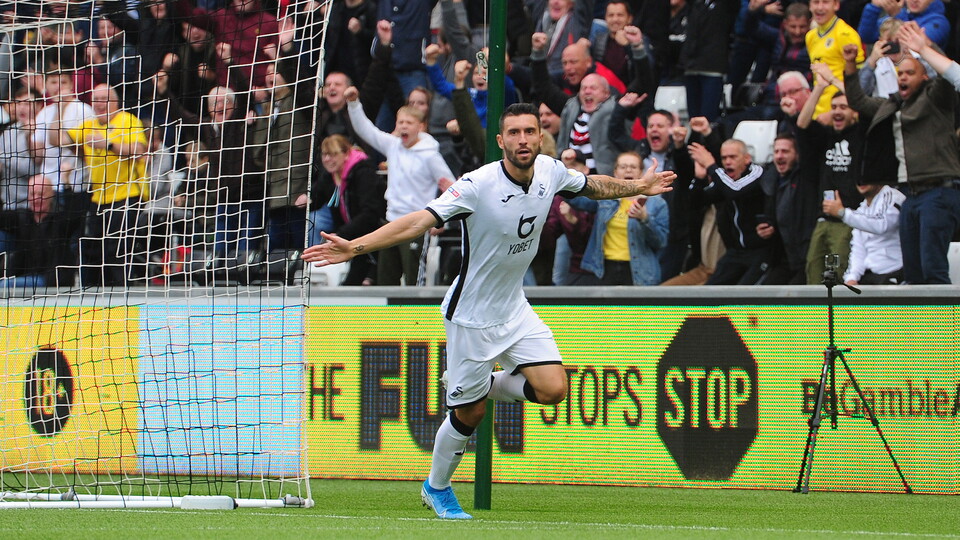 Swansea City v Reading