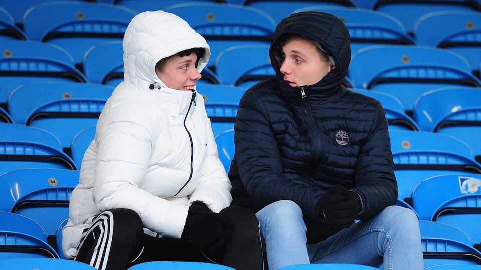 Fans 12