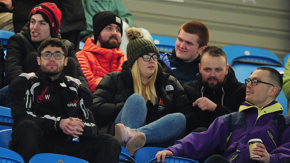 Fans 9