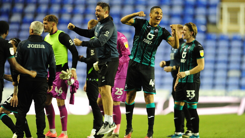 Reading v Swansea City