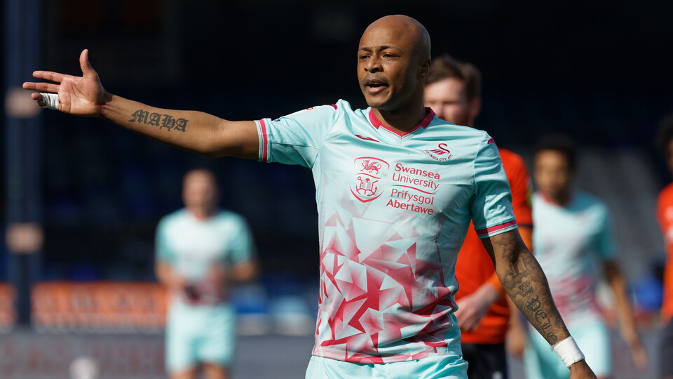 Luton v Swansea City