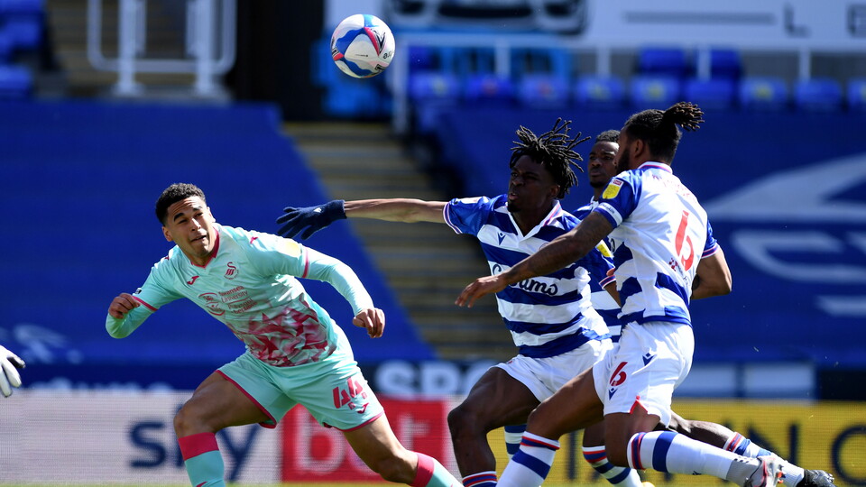 Reading v Swansea City