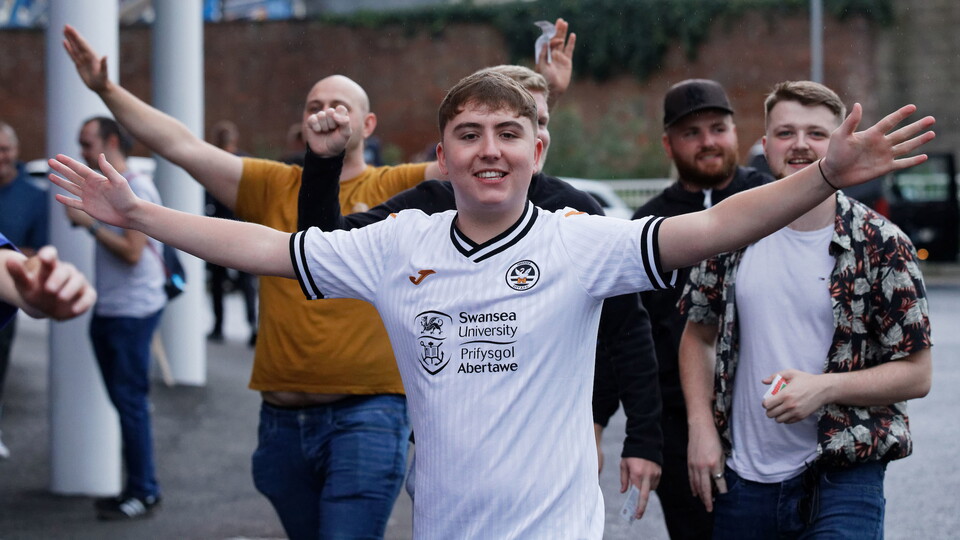 Swansea City supporters