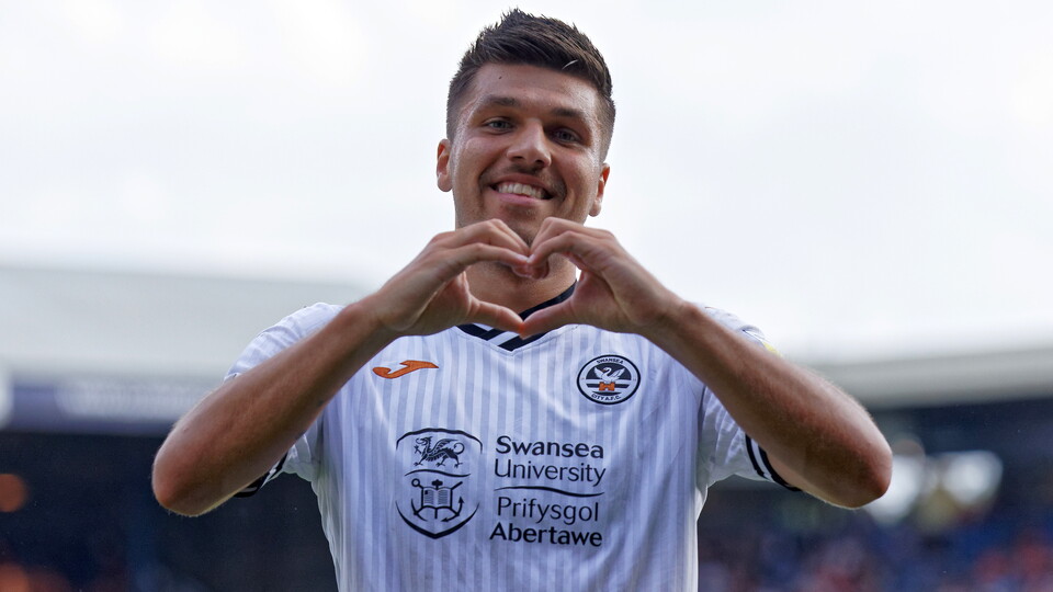 Luton Town v Swansea City